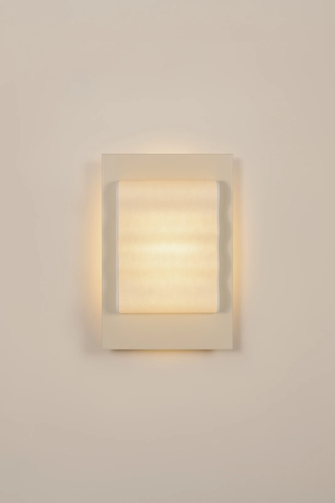 Frame M European Wall Sconce in Paper and Steel — 15