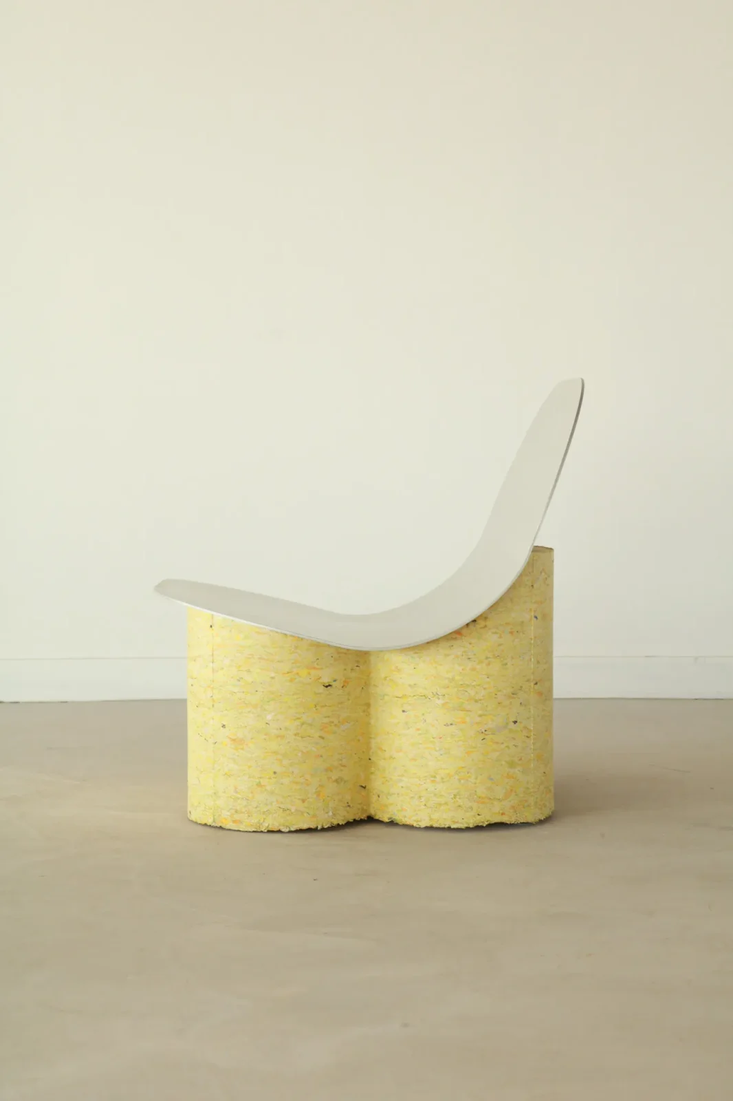 F20 - Armchair — 2