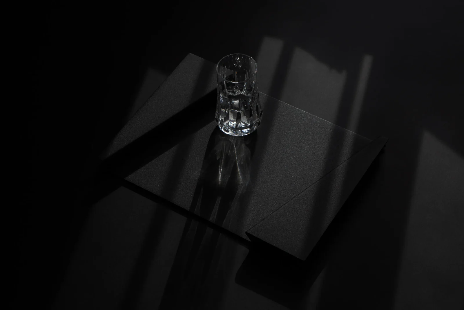 Folha Tray — 6