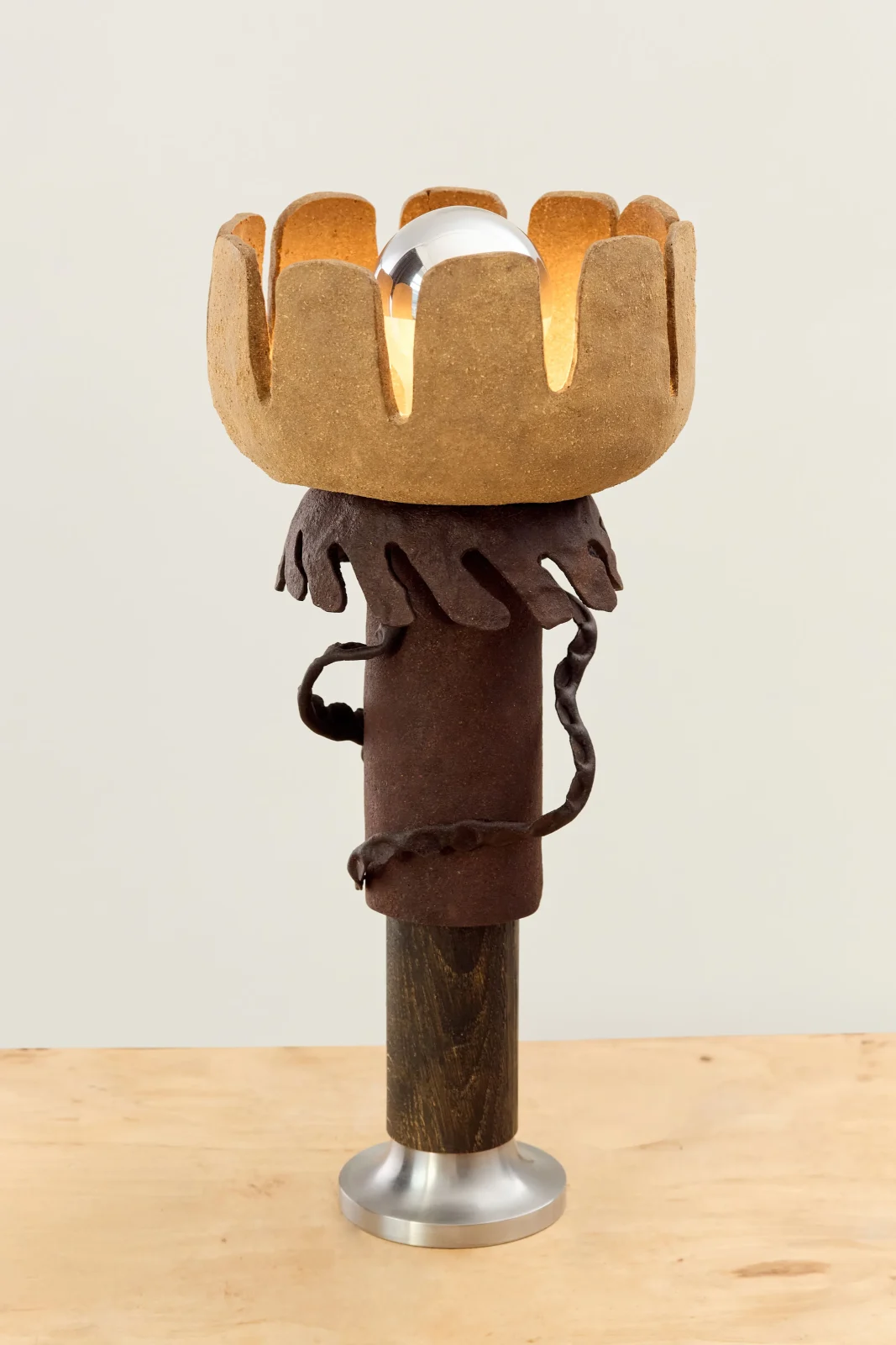 GIRIA flower lamp made from tree bark powder by Evelina Kudabaite