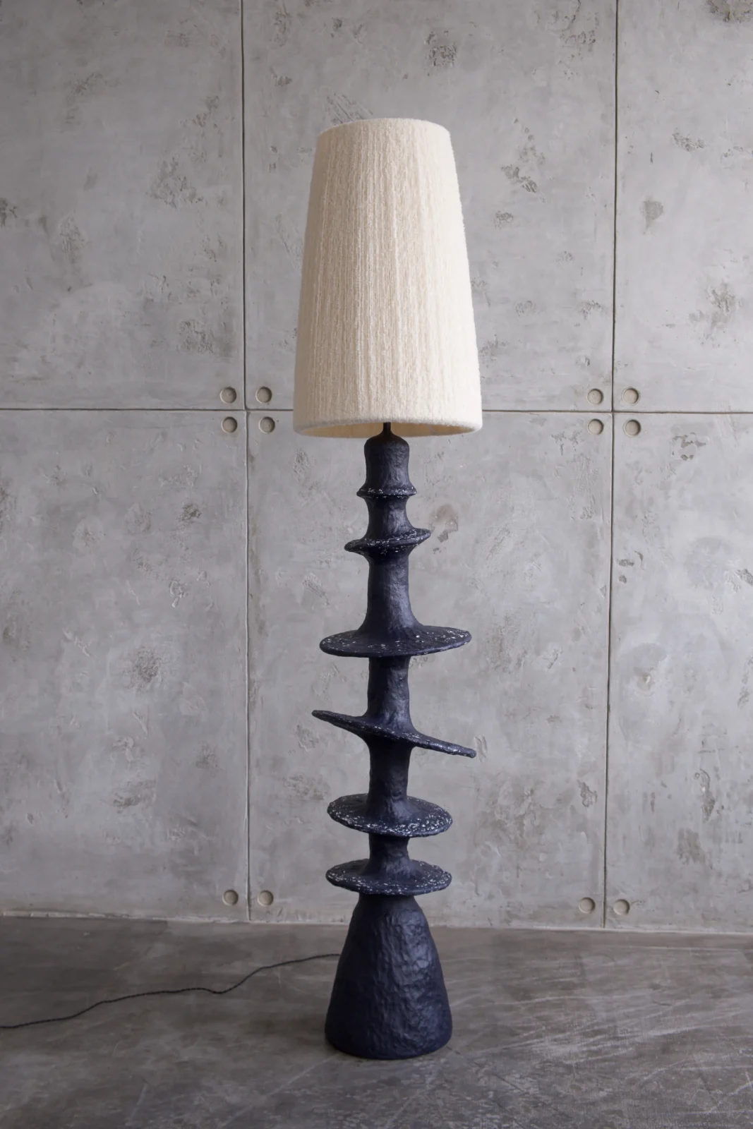 Orbita Floor Lamp in Biocomposite and Bouclé Wool — 2