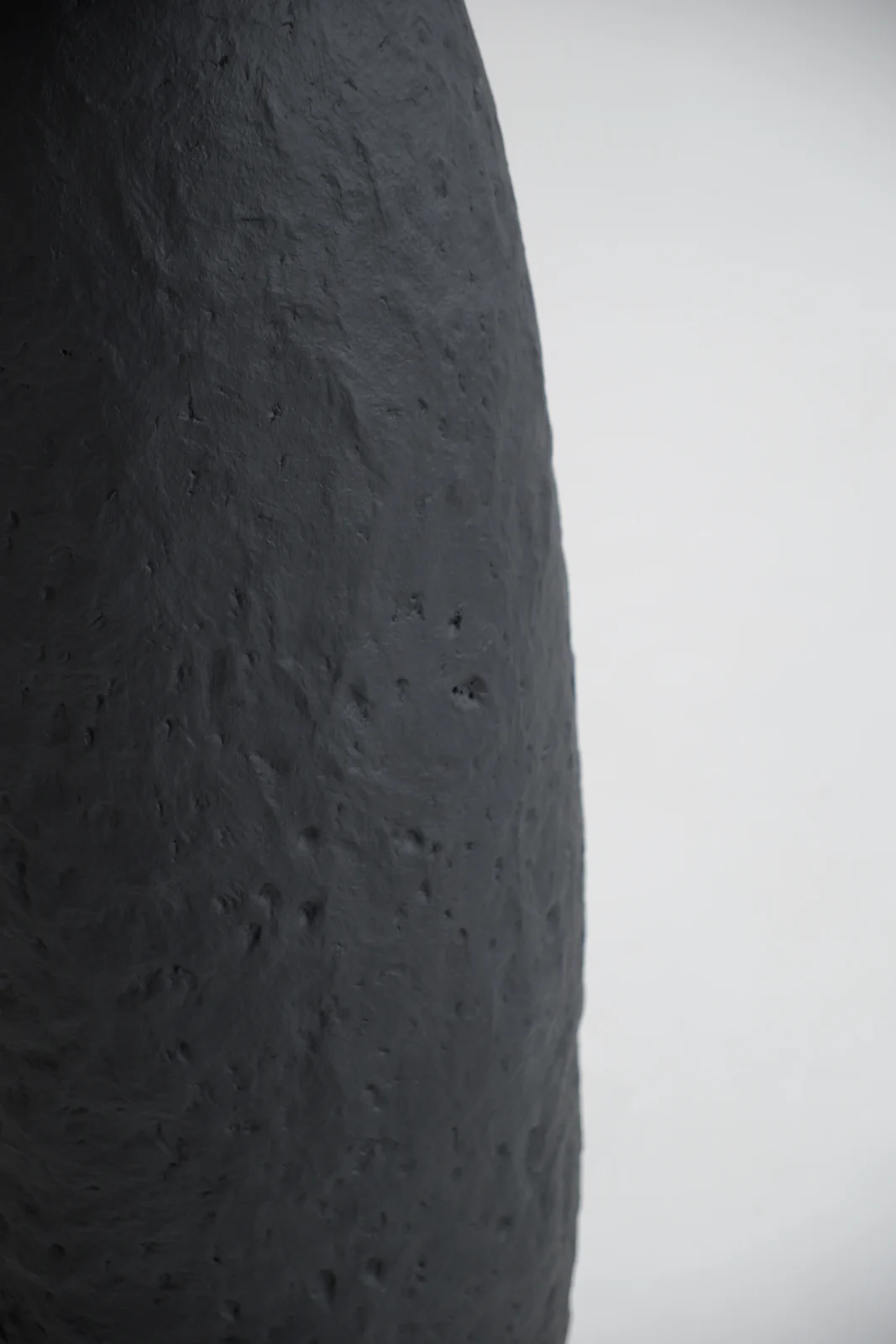 Ember Floor Lamp in Biocomposite and Raffia — 5