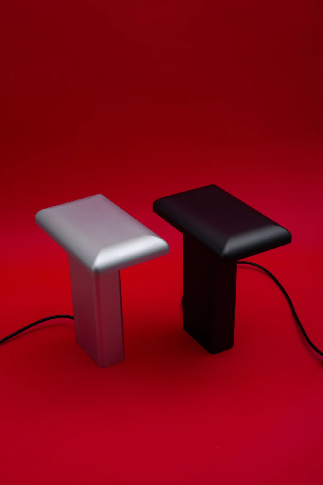 Segment Table Lamp in Aluminum — 6