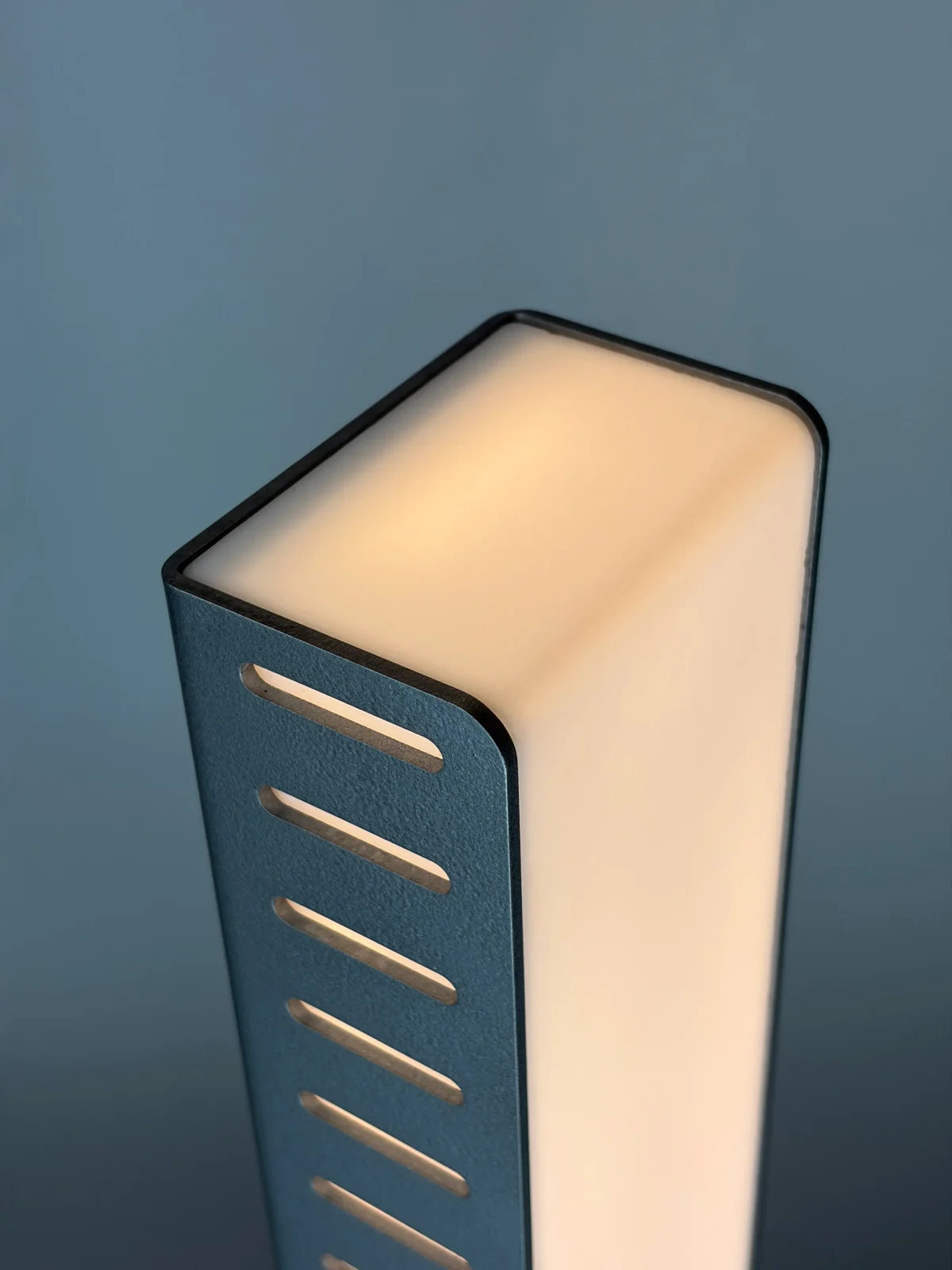 Slotted Table Lamp in Acrylic and Metal — 4
