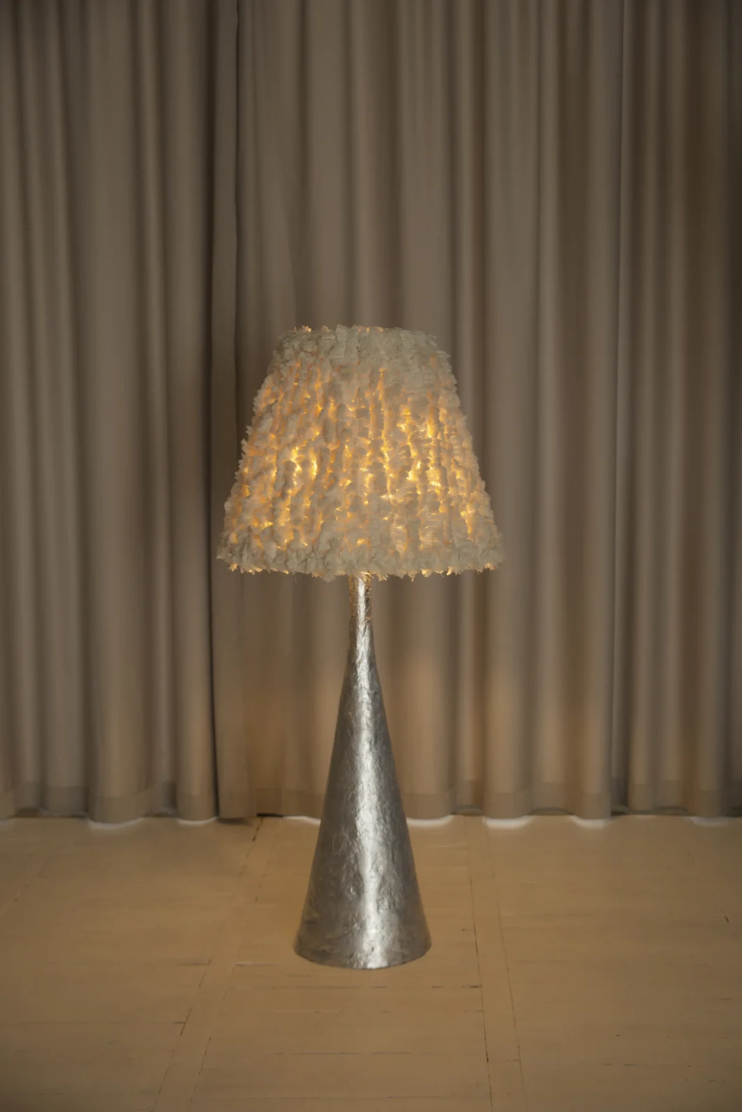 Silva Soft Floor Lamp in Biocomposite and Cotton — 3