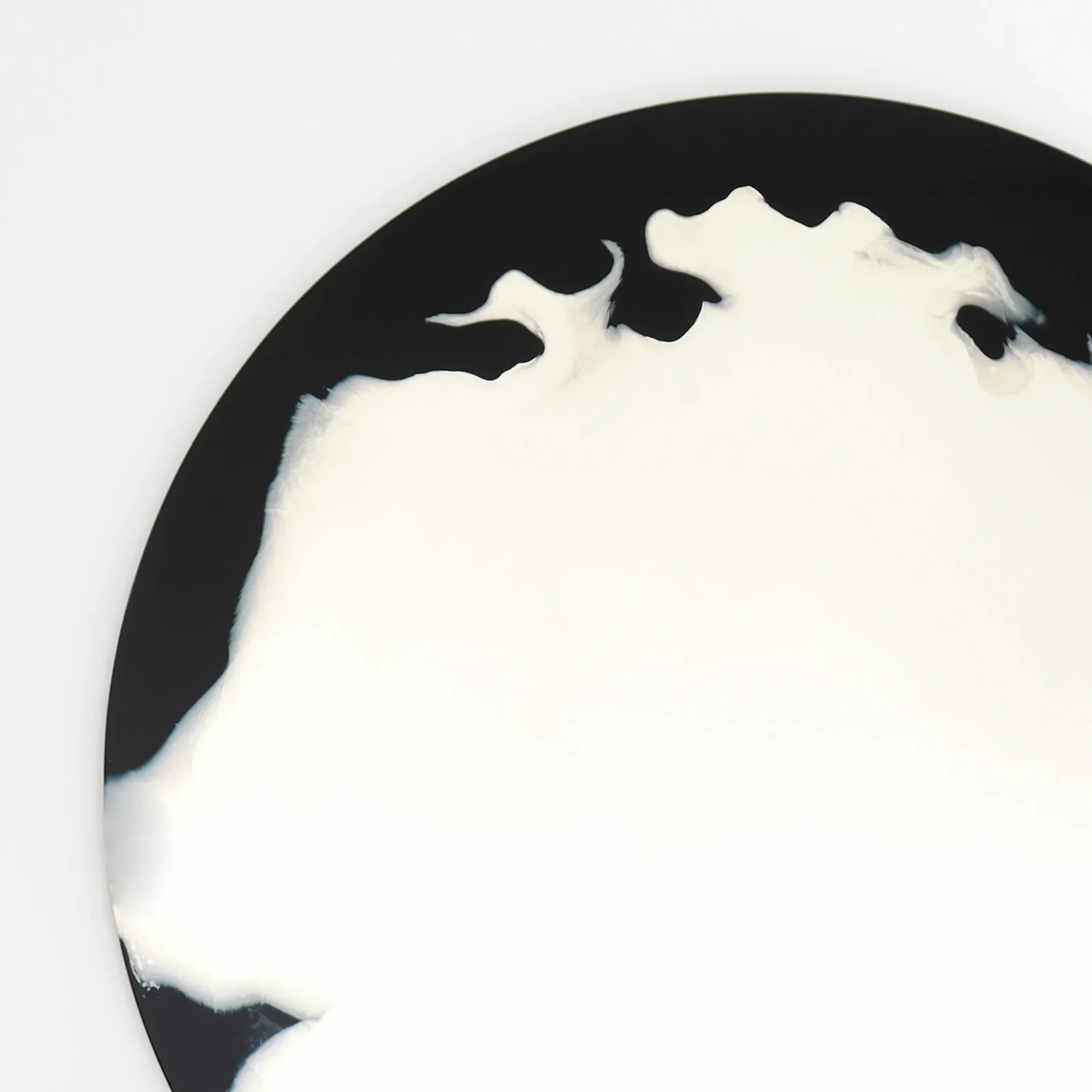 Float Mirror Black #b_31 in Liquid Silver and Glass — 2