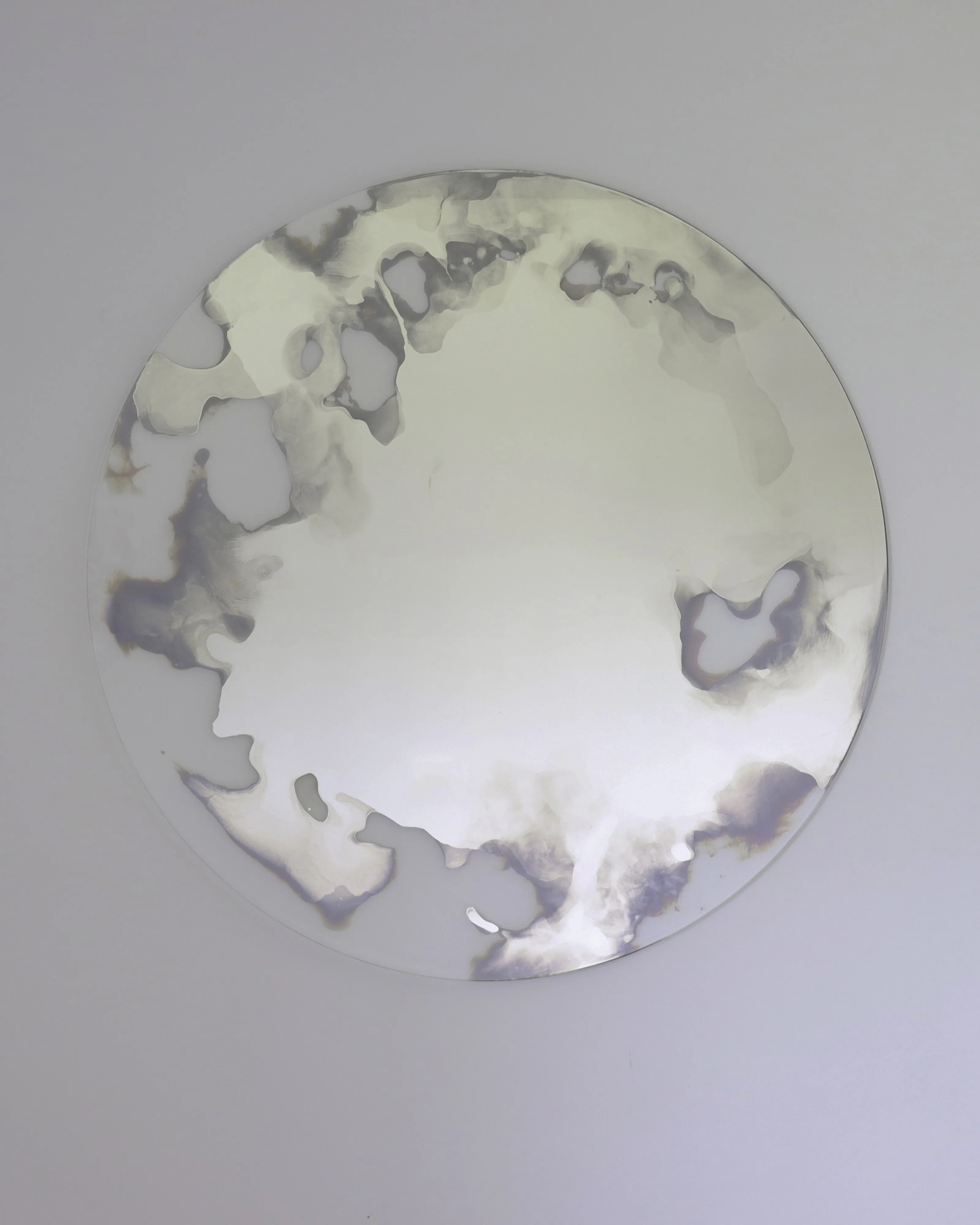 Float Mirror Transparent t_40 by Studio Speculo, liquid silver poured onto Opti White glass