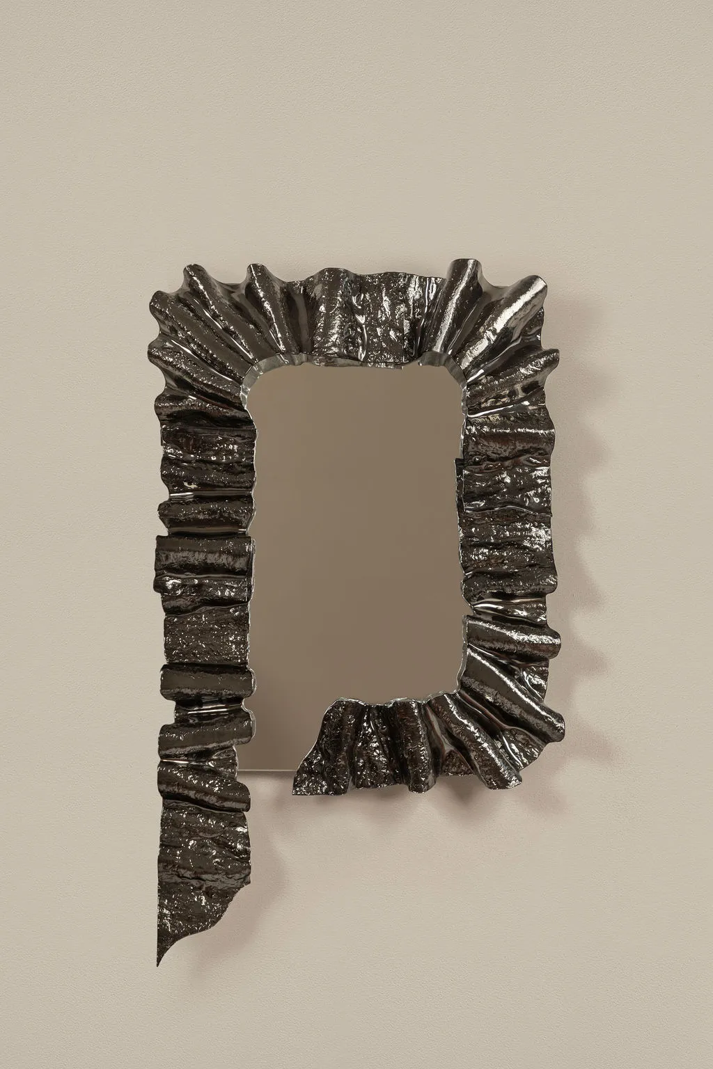 Unroll Wall Mirror in blown mirror glass