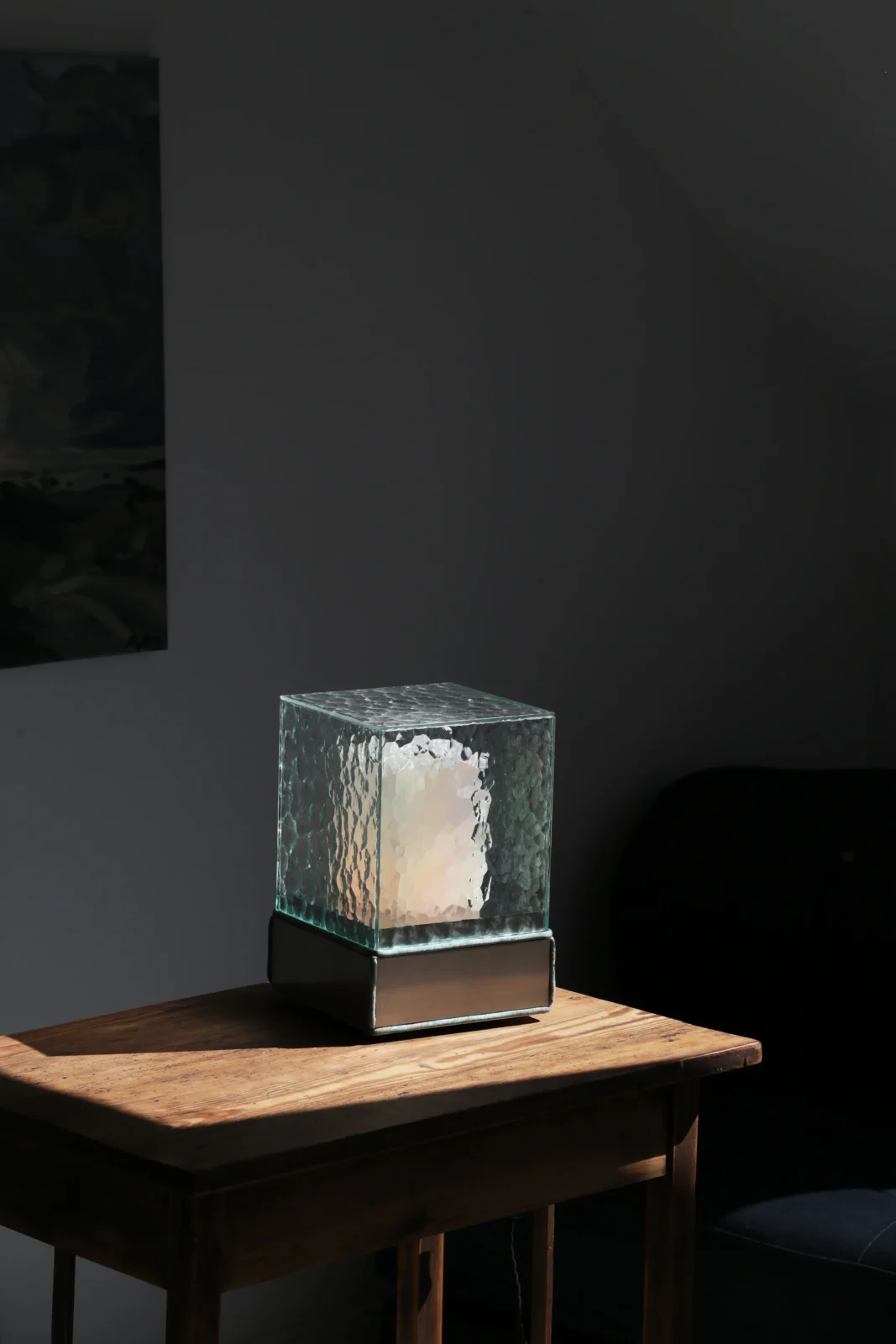 In Between Table Lamp in Ornamental Glass — 5