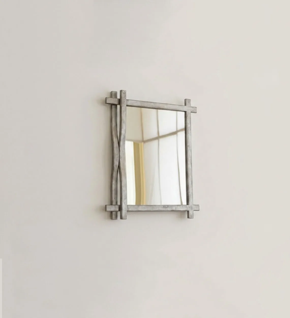 Trama Mirror