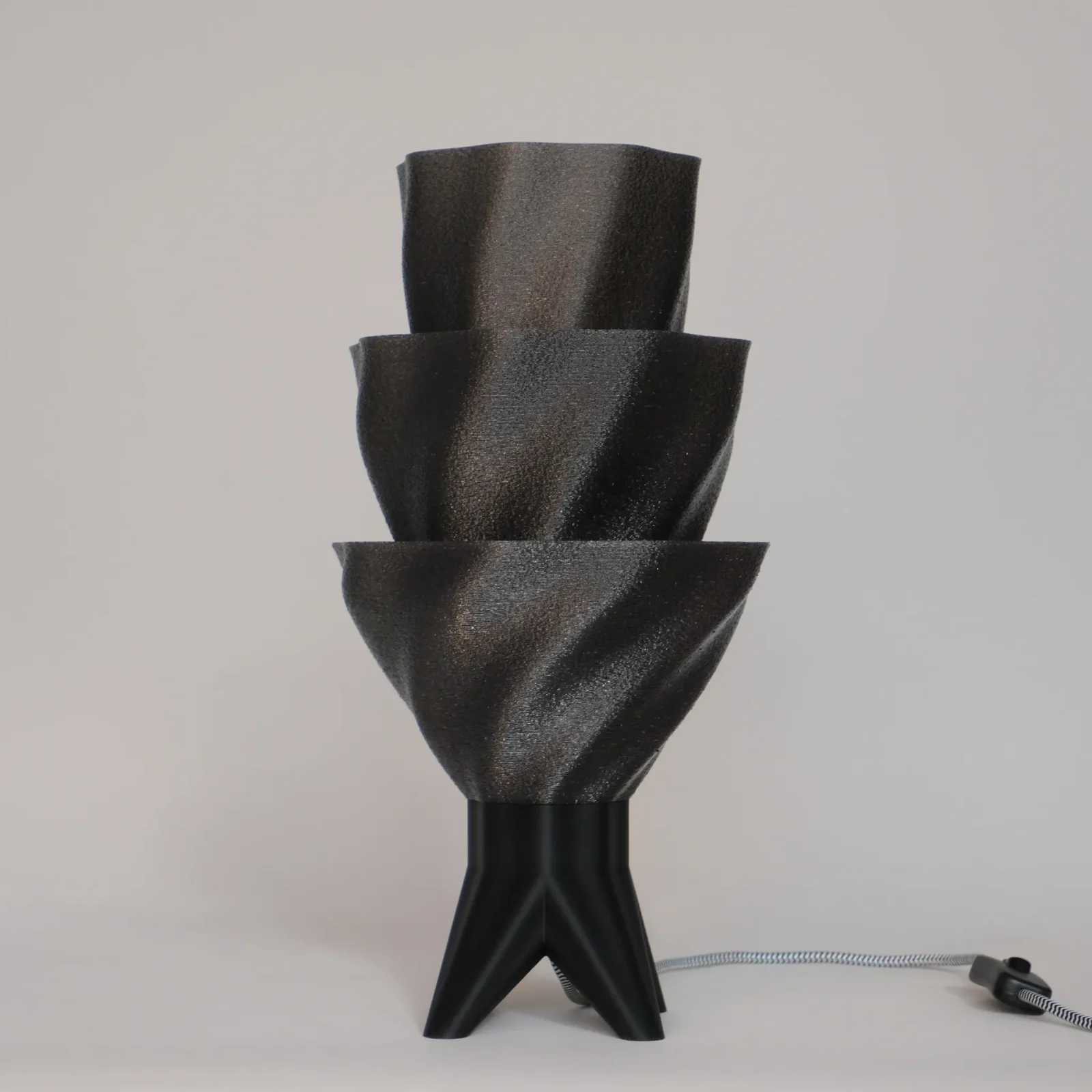 Lumière Feuillue Noctis Table Lamp in PETG — 2