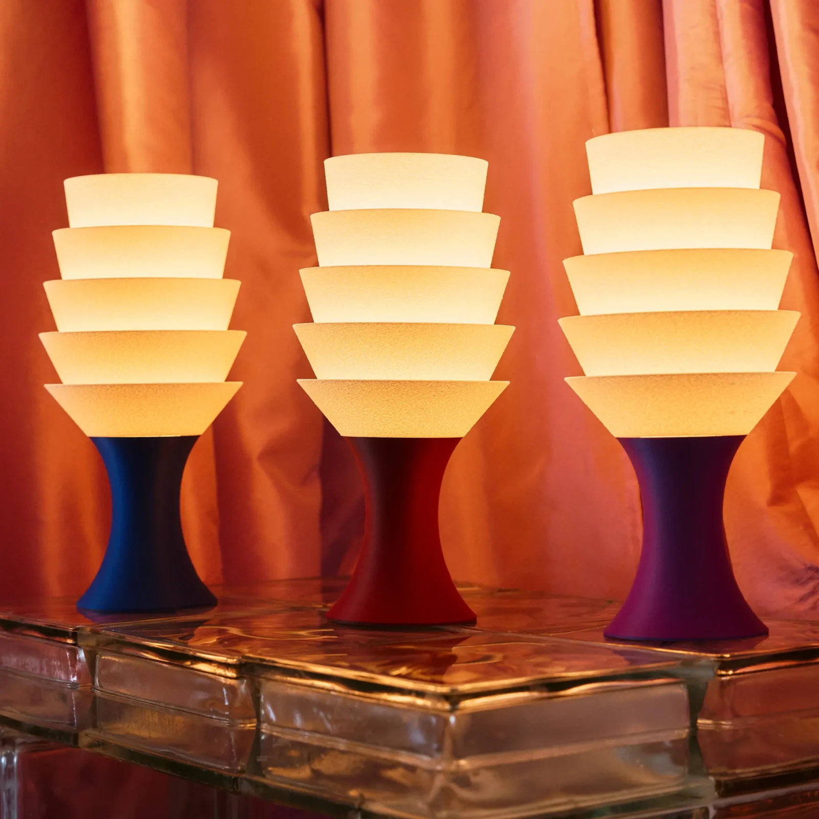Empilé Petit - Table Lamp In Iris Purple — 4