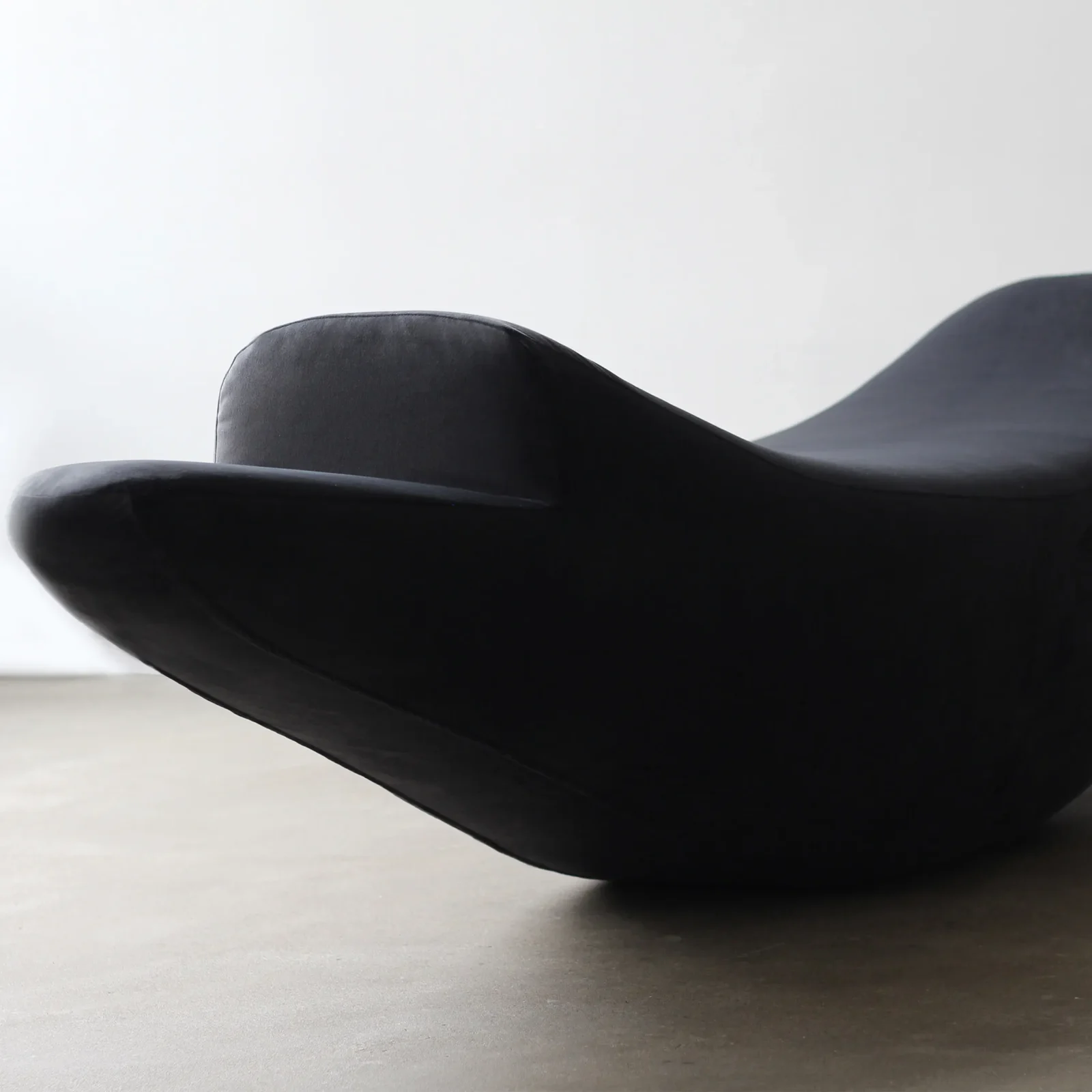 Tuman Rocking Chair — 3