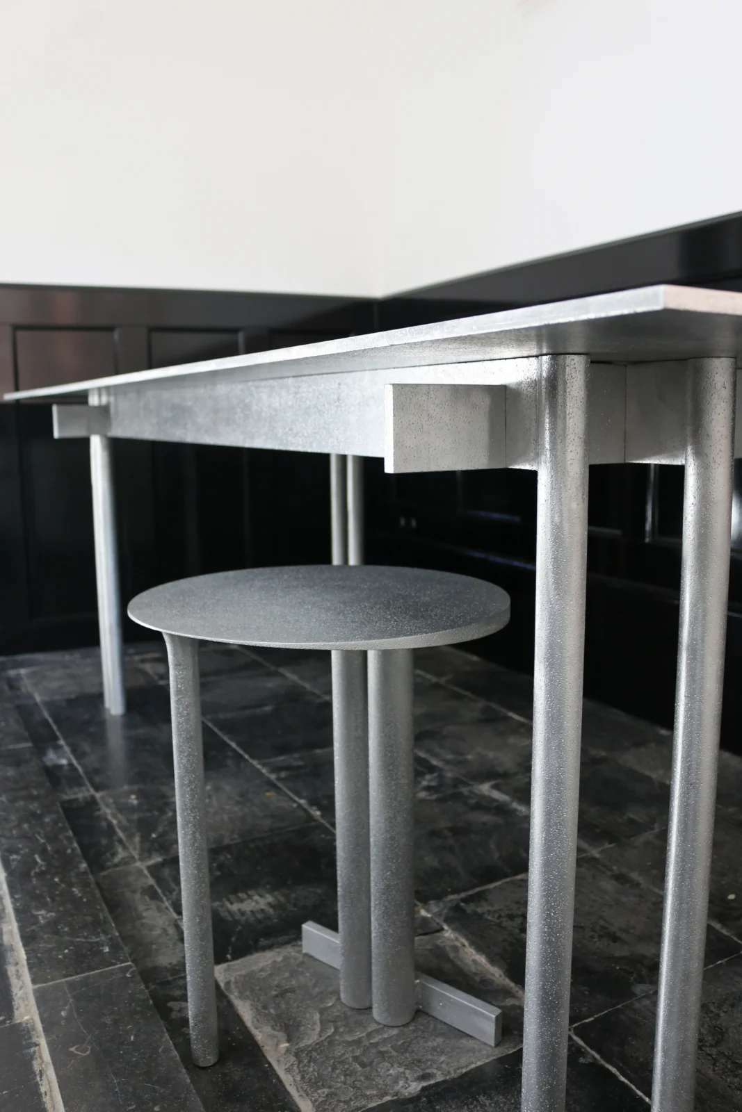 Onor Table — 7