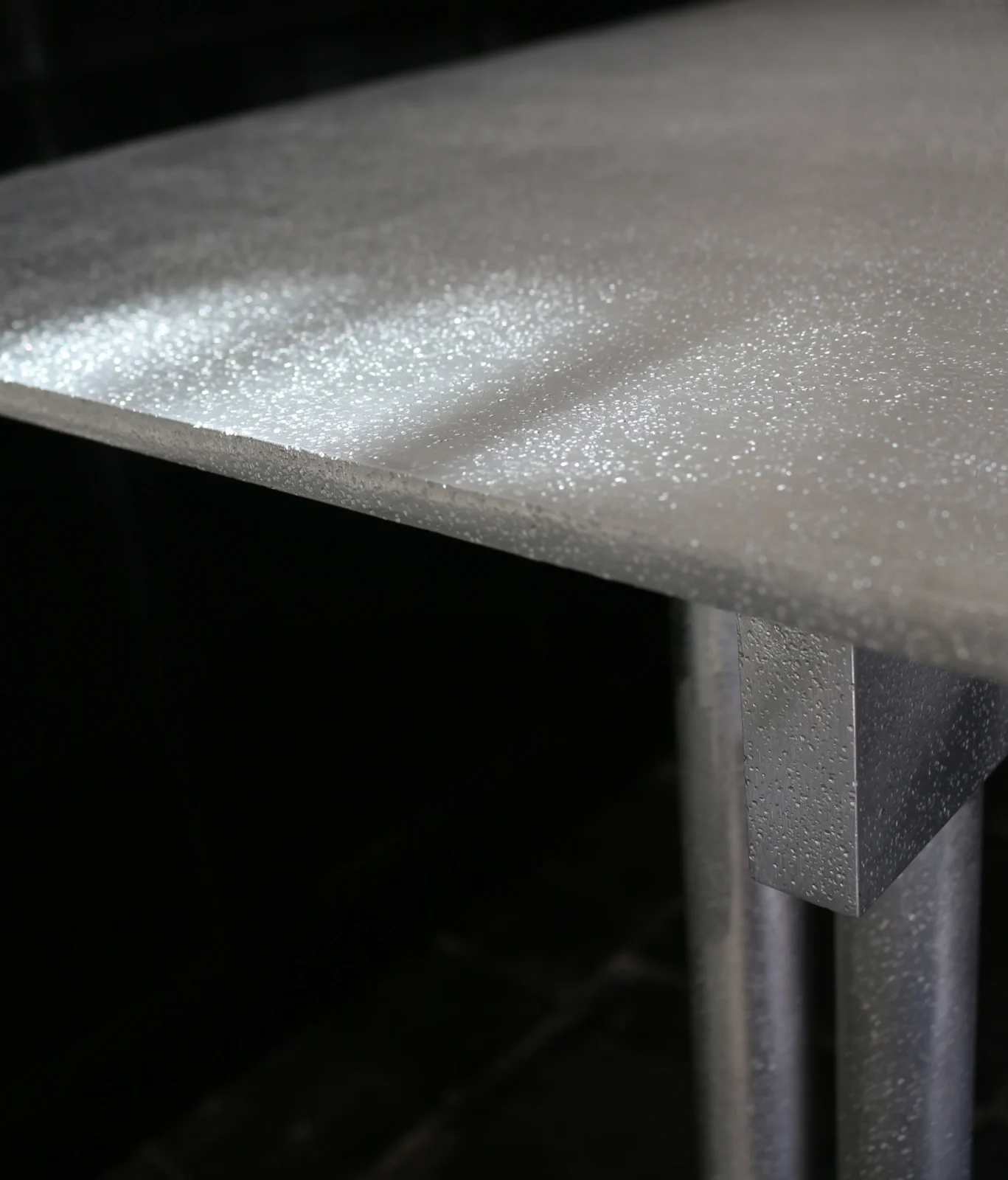 Onor Table — 11