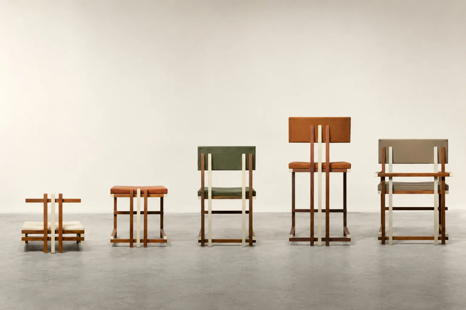 Amigo Floor Stool — 7