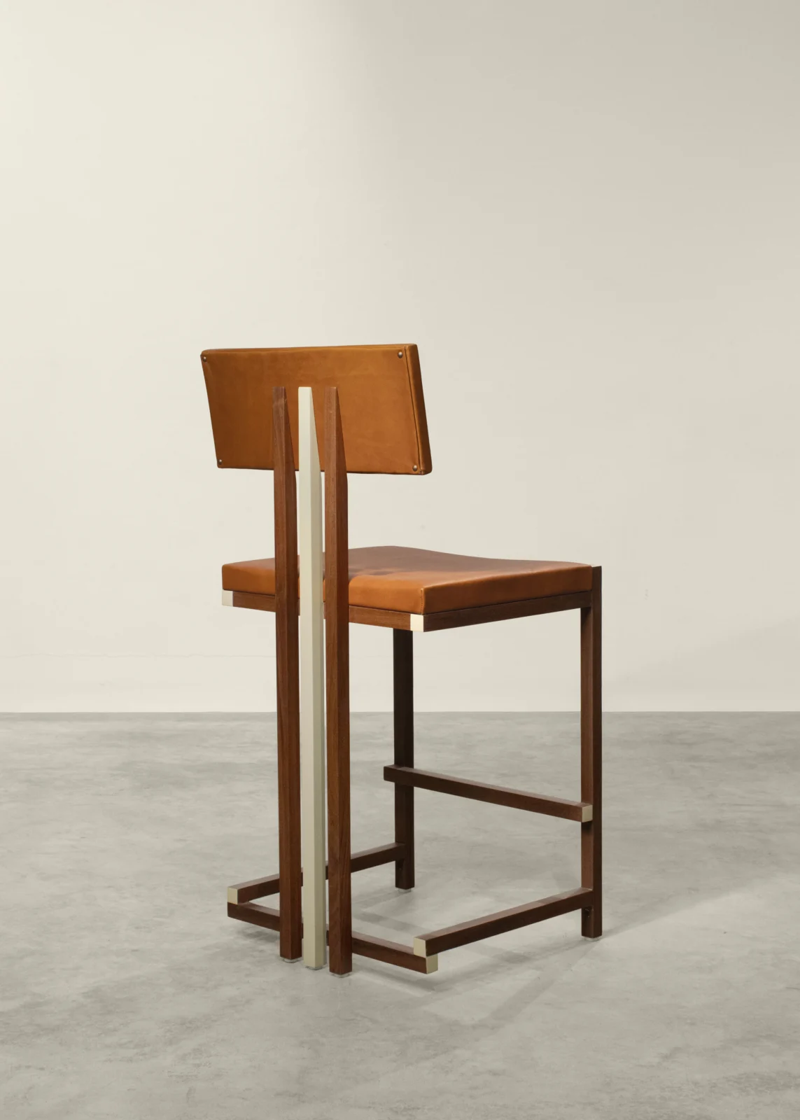 Amigo bar stool