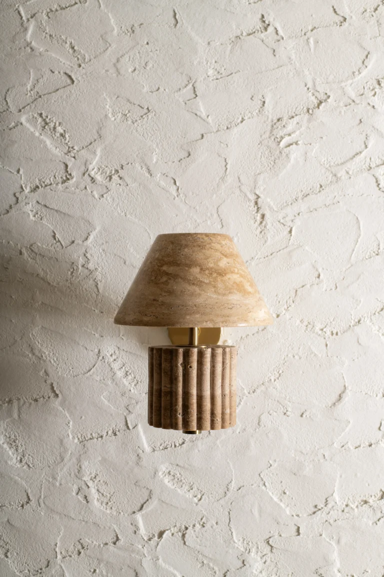 Rio Wall Lamp In Beige Travertine And Brass — 3