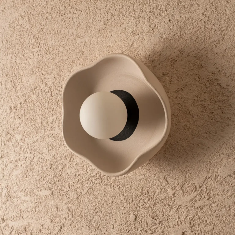 Flower Wall Sconce In Stoneware — 7