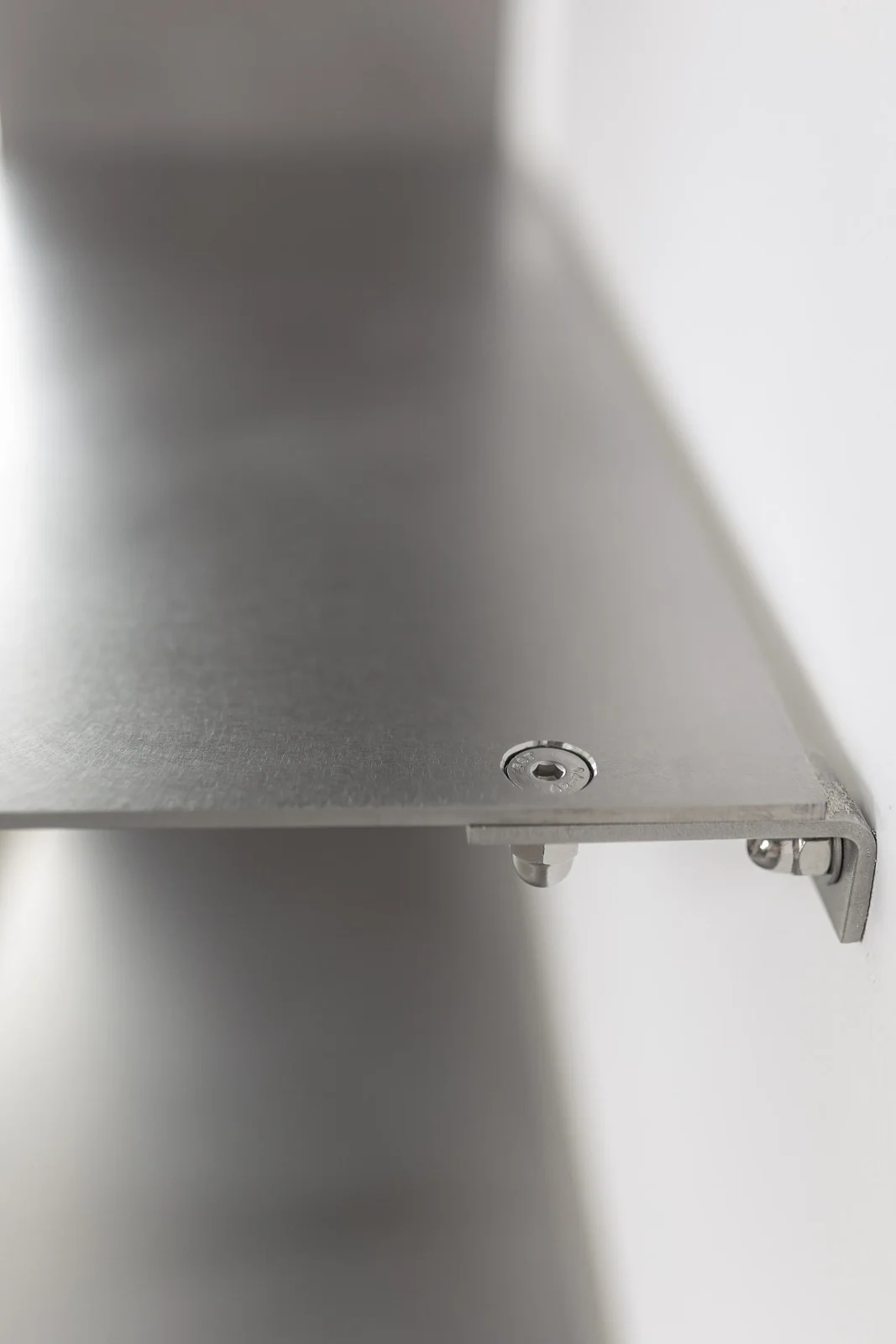 Sens Shelving System — 3