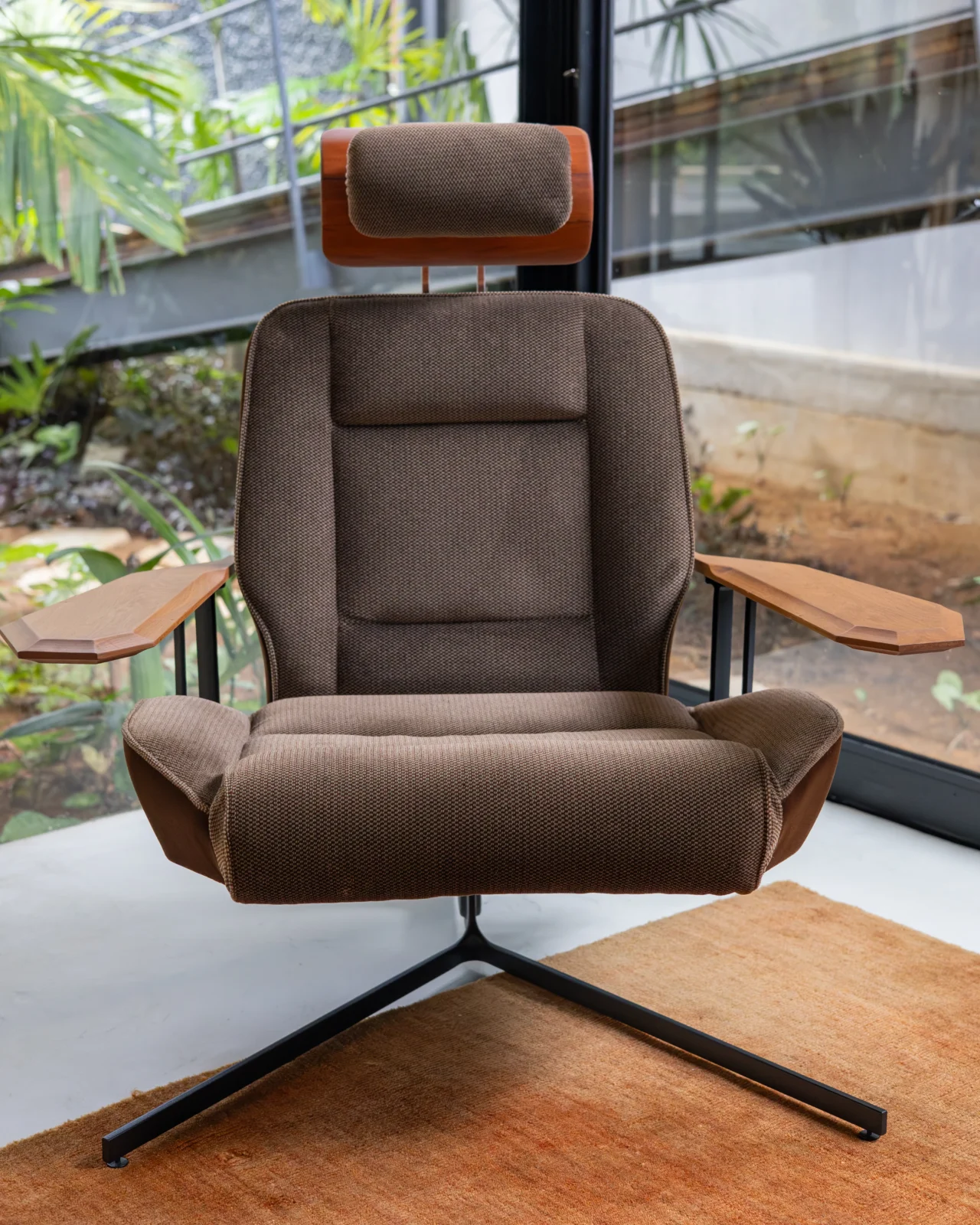 Re-36 Armchair — 7