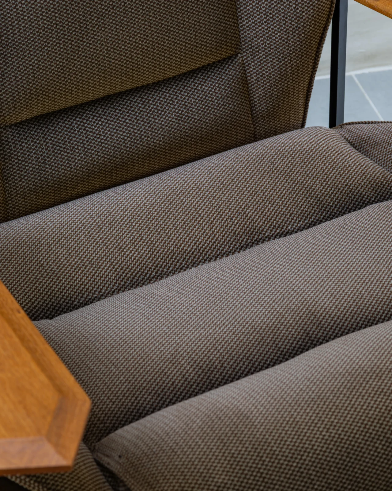 Re-36 Armchair — 6