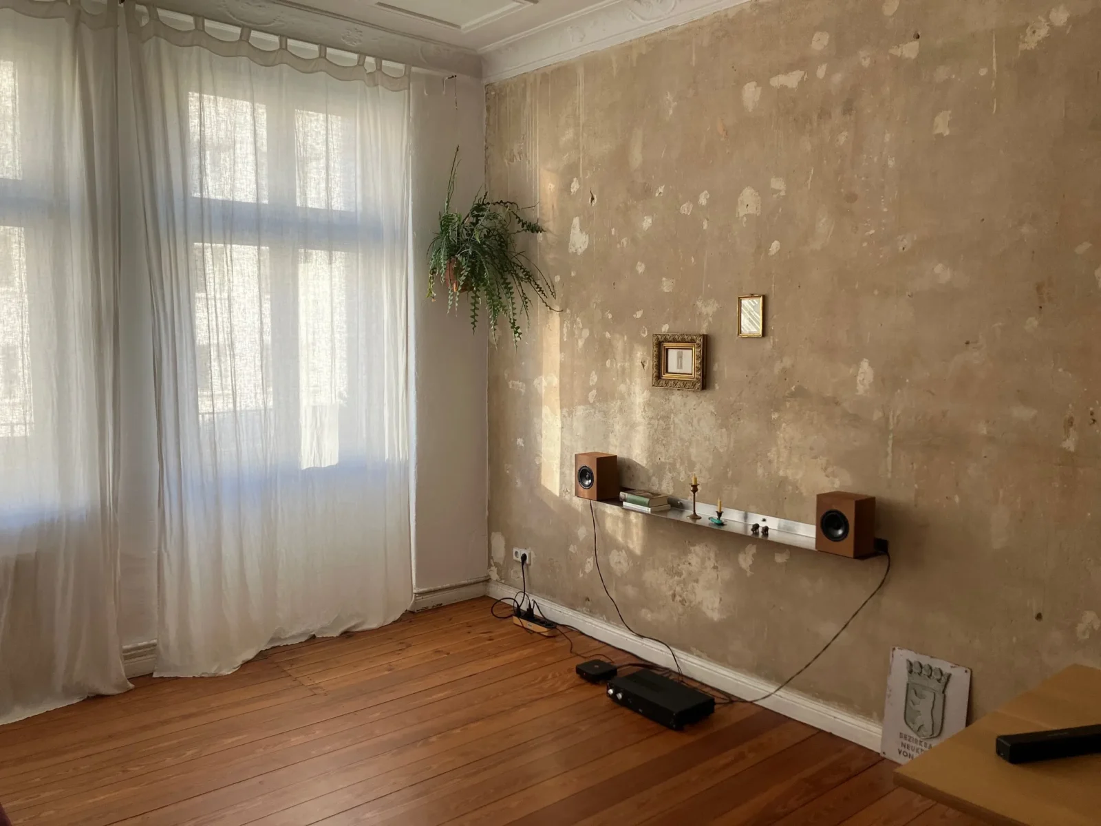 Bent Wall Shelf — 4