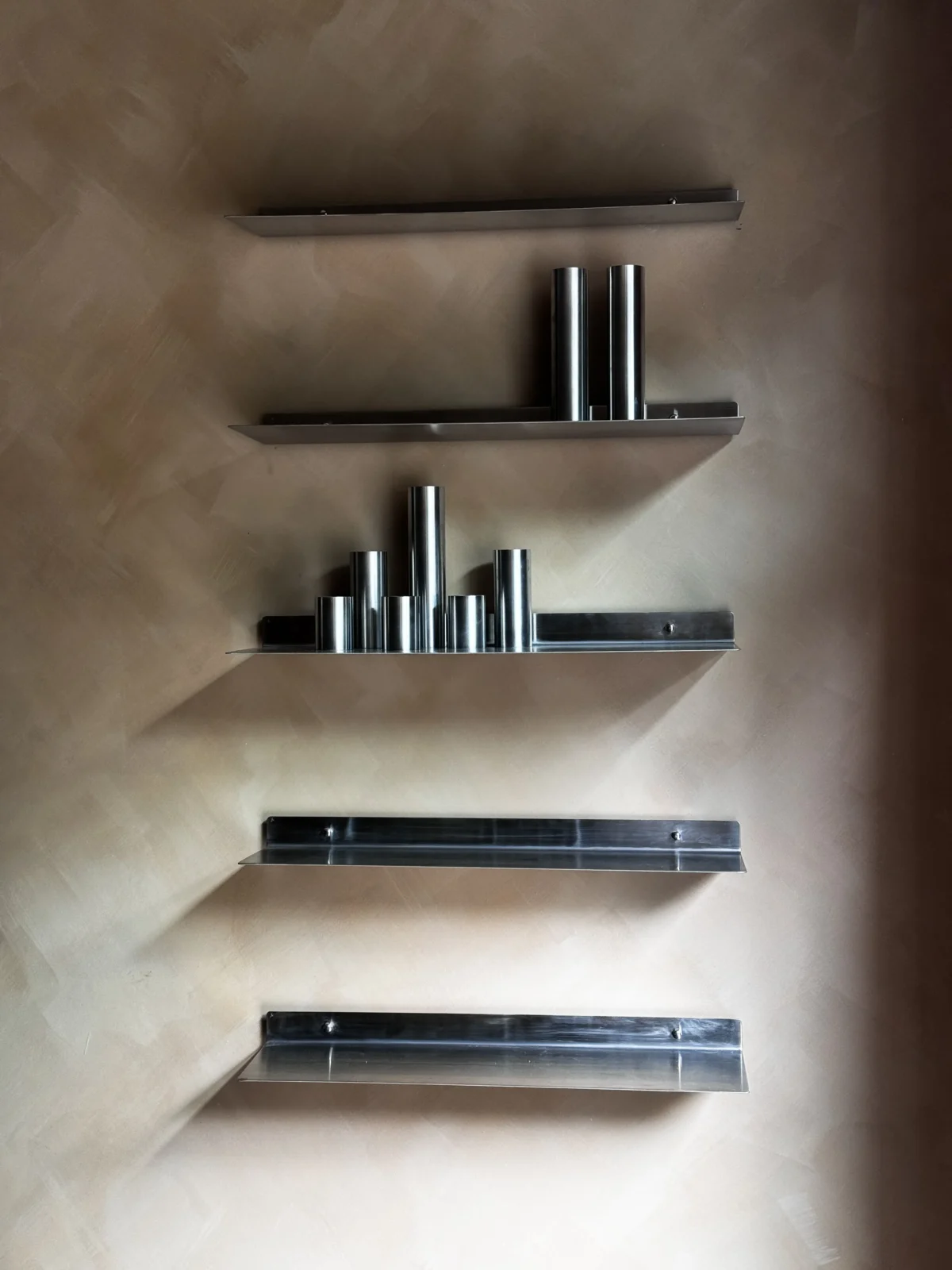 Bent Wall Shelf 02 — 3