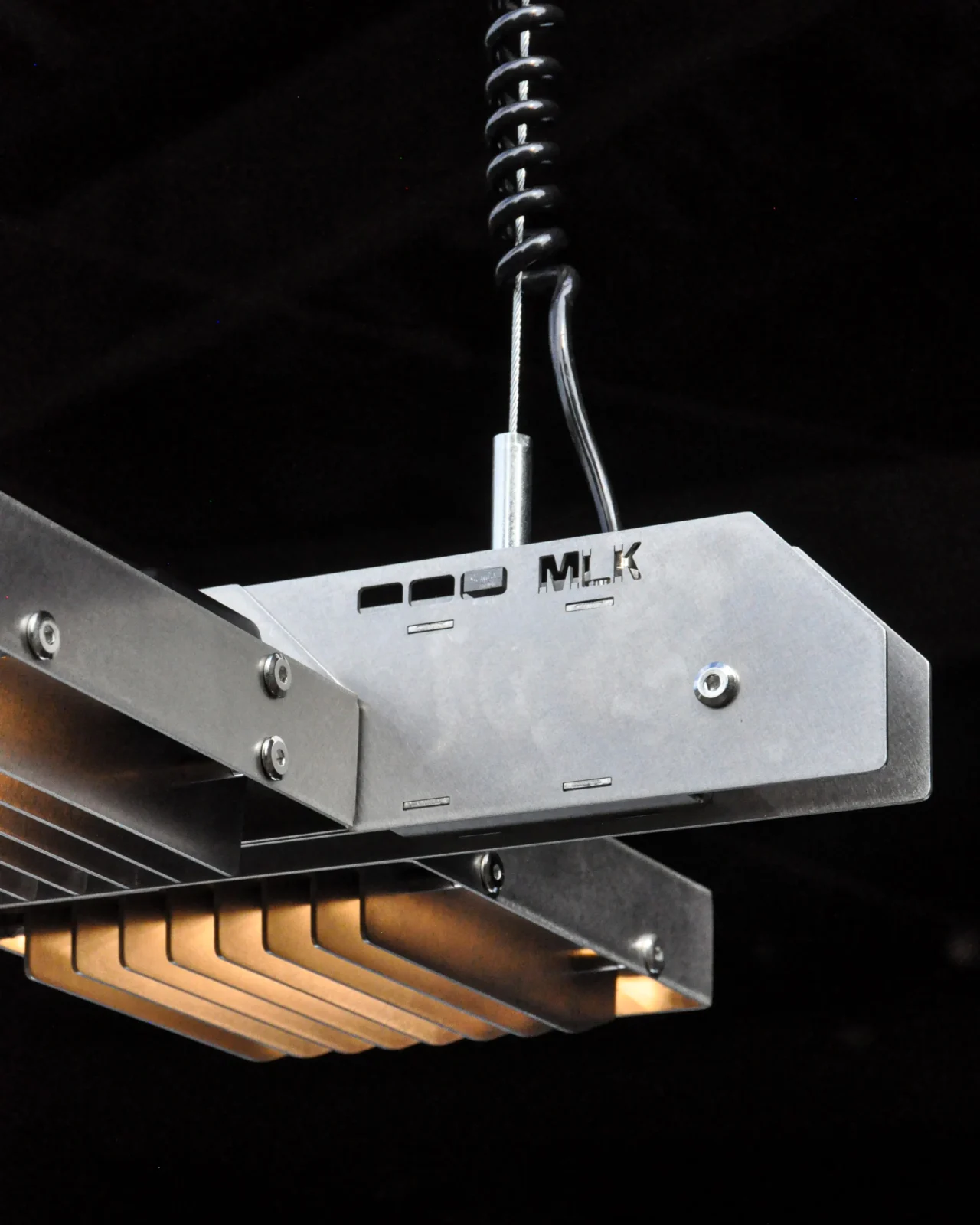 Ads200x04 Pendant Lamp in Matte Steel — 4