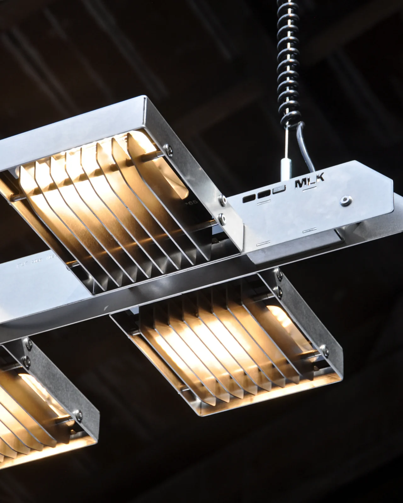 Ads200x04 Pendant Lamp in Matte Steel — 9