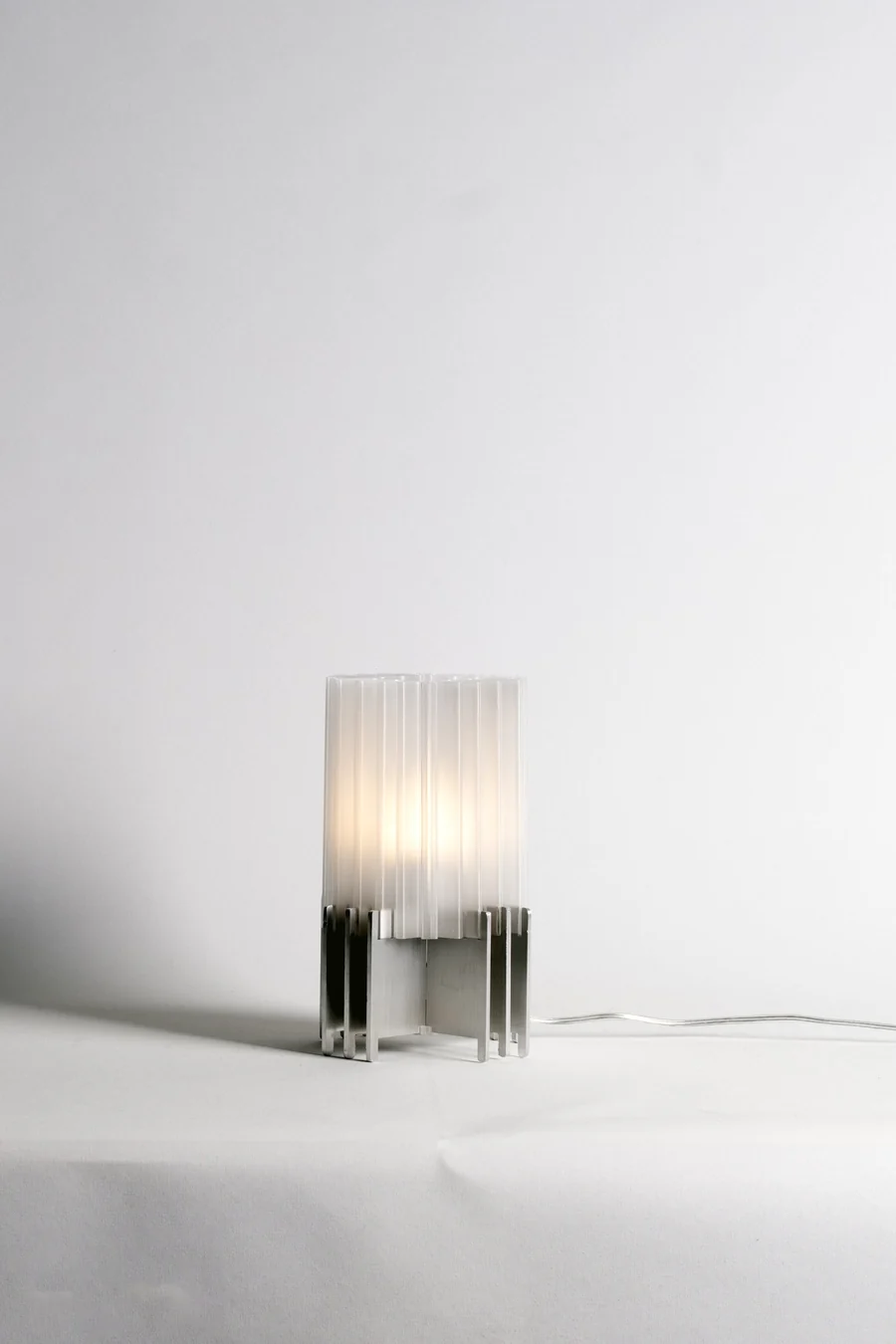 Plus Table Lamp in Aluminum — 9