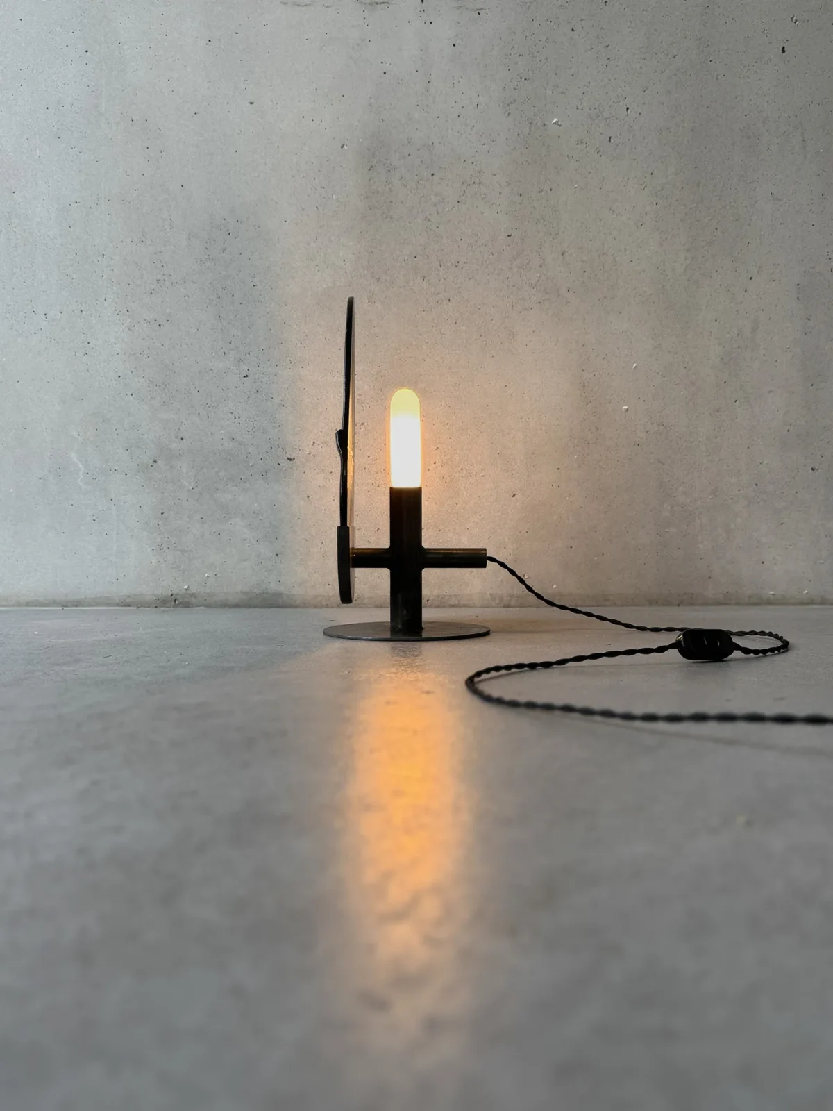 Veilleur Lp1 Table Lamp In Steel And Glass — 6