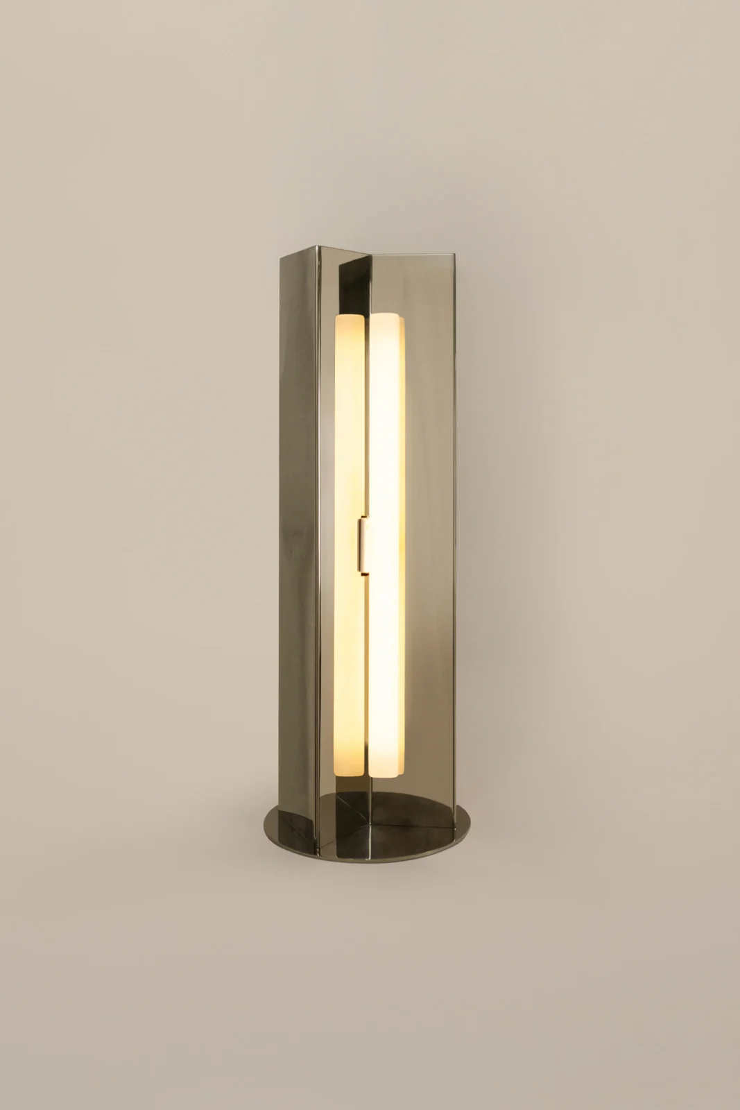Arrow European Table Lamp in Polished Steel — 10