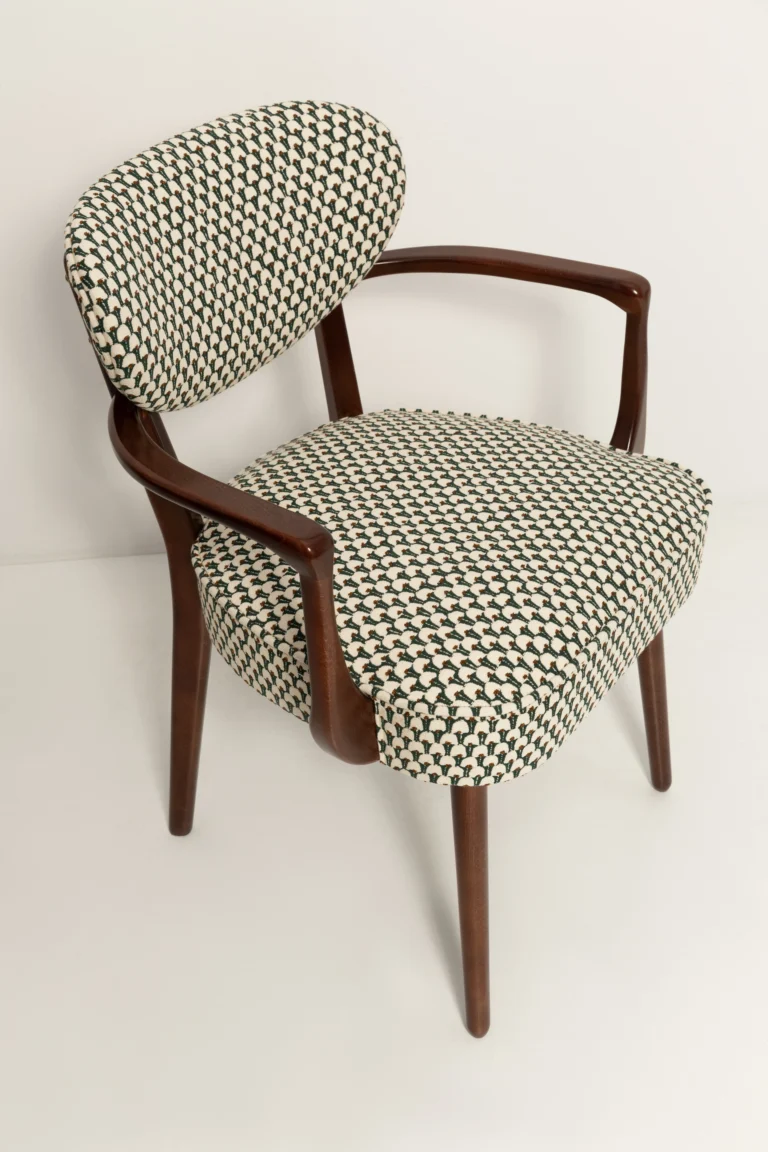 Vintola Studio Hug Chair In Jacquard Fabric — 3