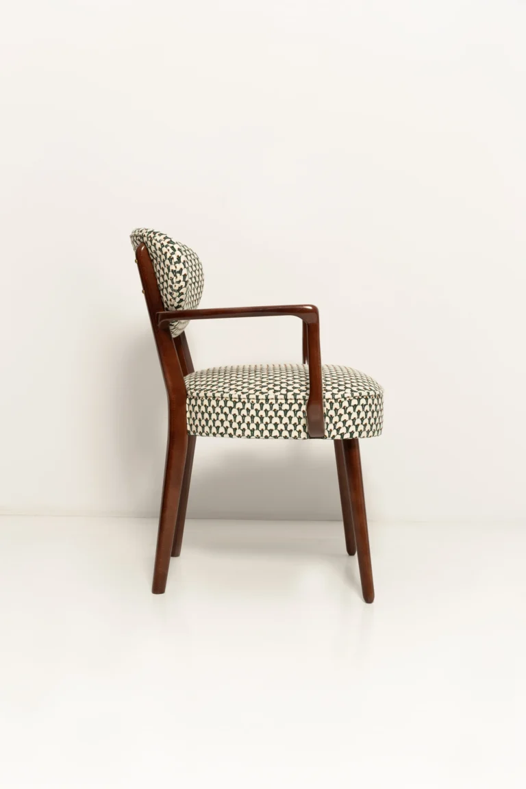 Vintola Studio Hug Chair In Jacquard Fabric — 4