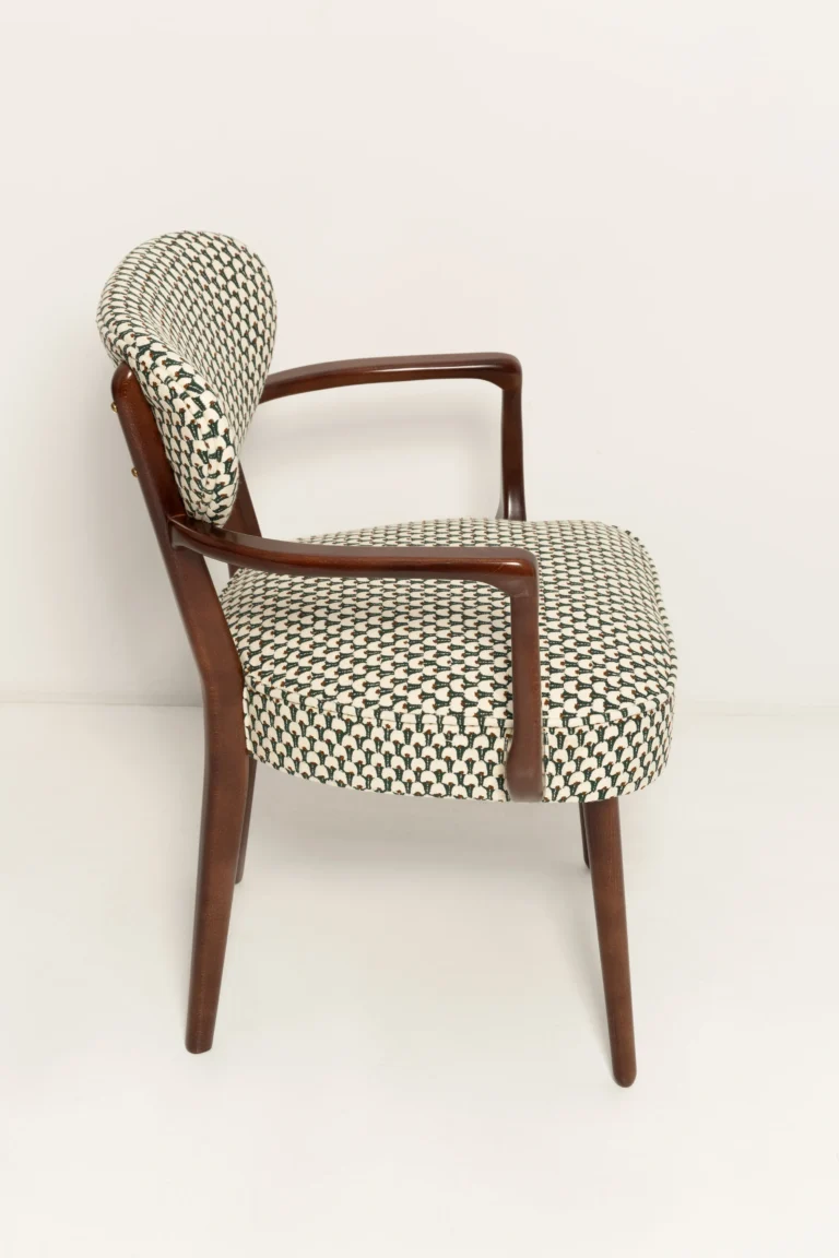 Vintola Studio Hug Chair In Jacquard Fabric — 5