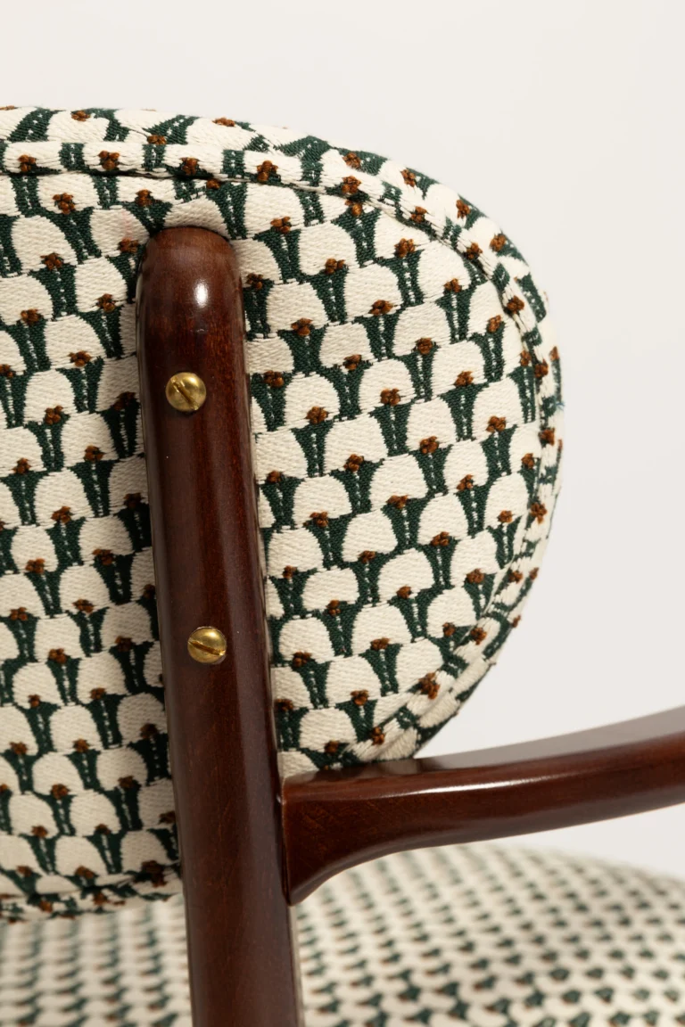 Vintola Studio Hug Chair In Jacquard Fabric — 7