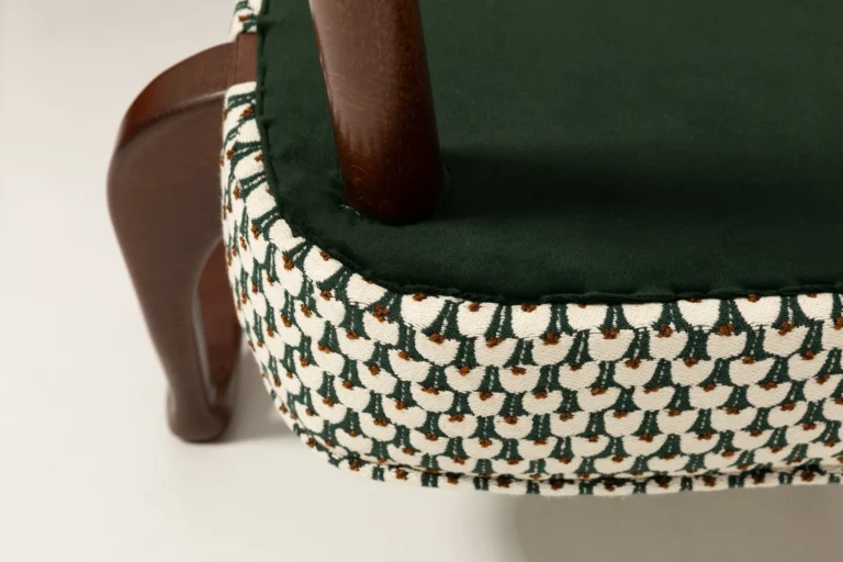 Vintola Studio Hug Chair In Jacquard Fabric — 11