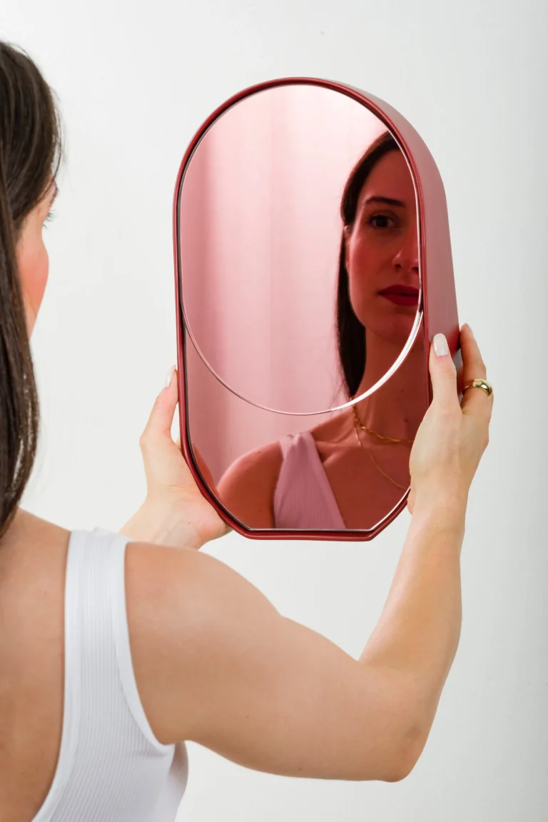 Baggaga Claim-m Table Mirror — 3