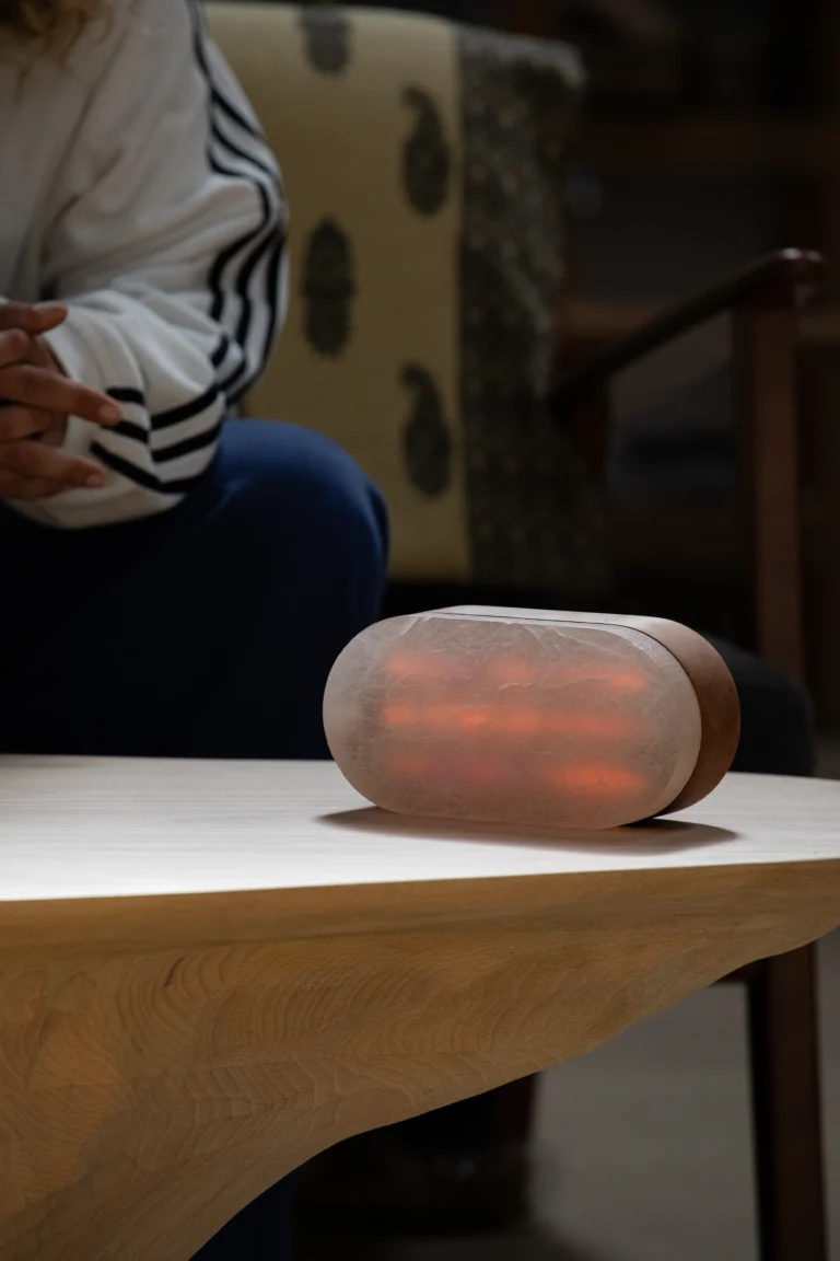 Cumulo Table Lamp in Alabaster and Oak Wood — 8