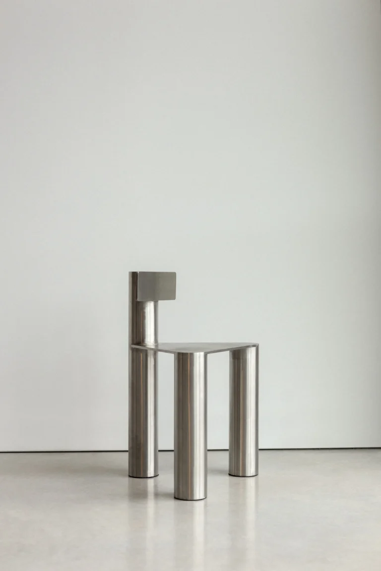 La Chaise — Trépieds Collection — 2