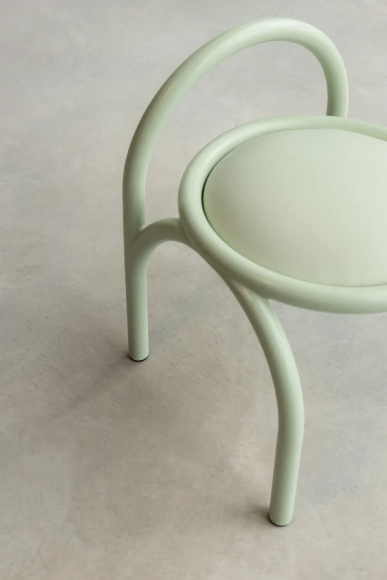 La Chaise — Tubes Collection — 2