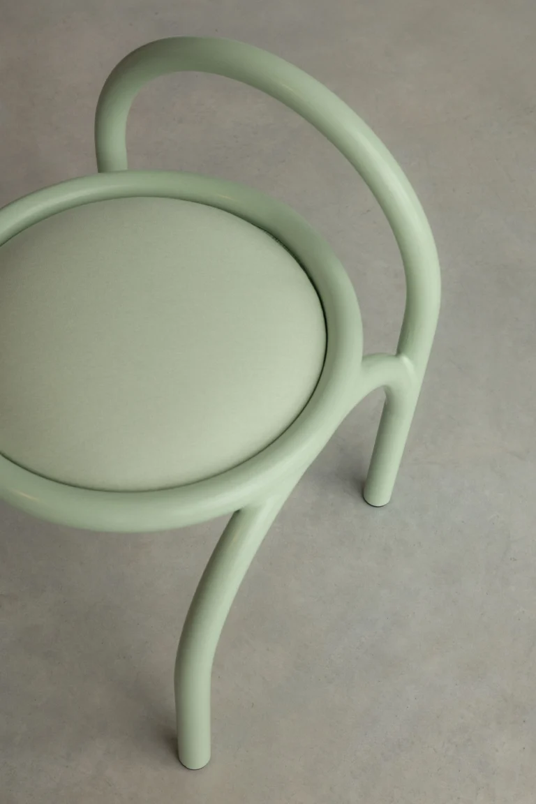 La Chaise — Tubes Collection — 3