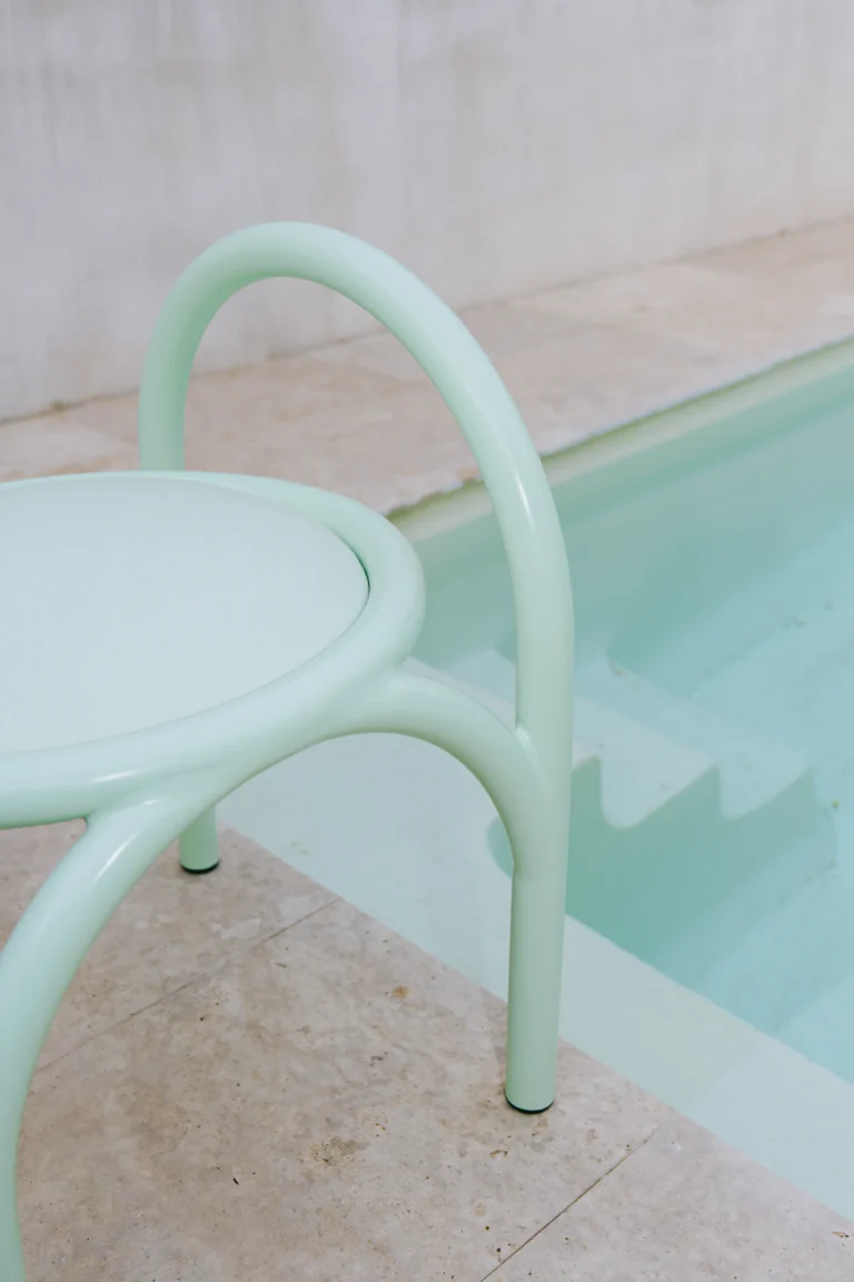 La Chaise — Tubes Collection — 9
