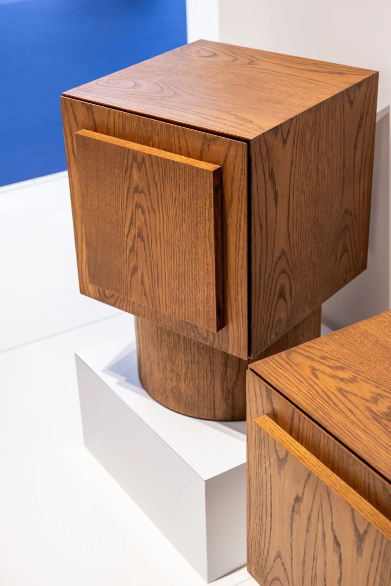K I K I | Nightstand Set — 3