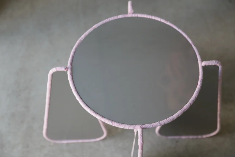 In Between Side Table Pink — 2