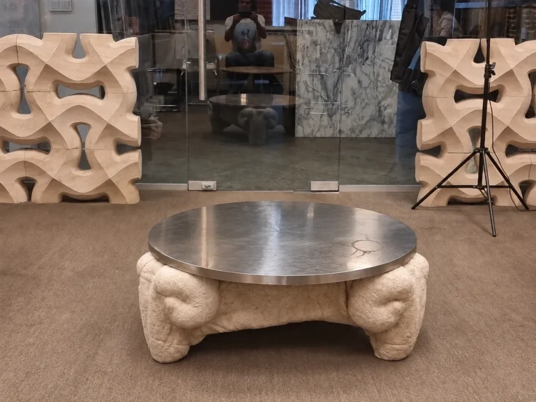 "Wool Felt + Aluminum" Low Table — 4