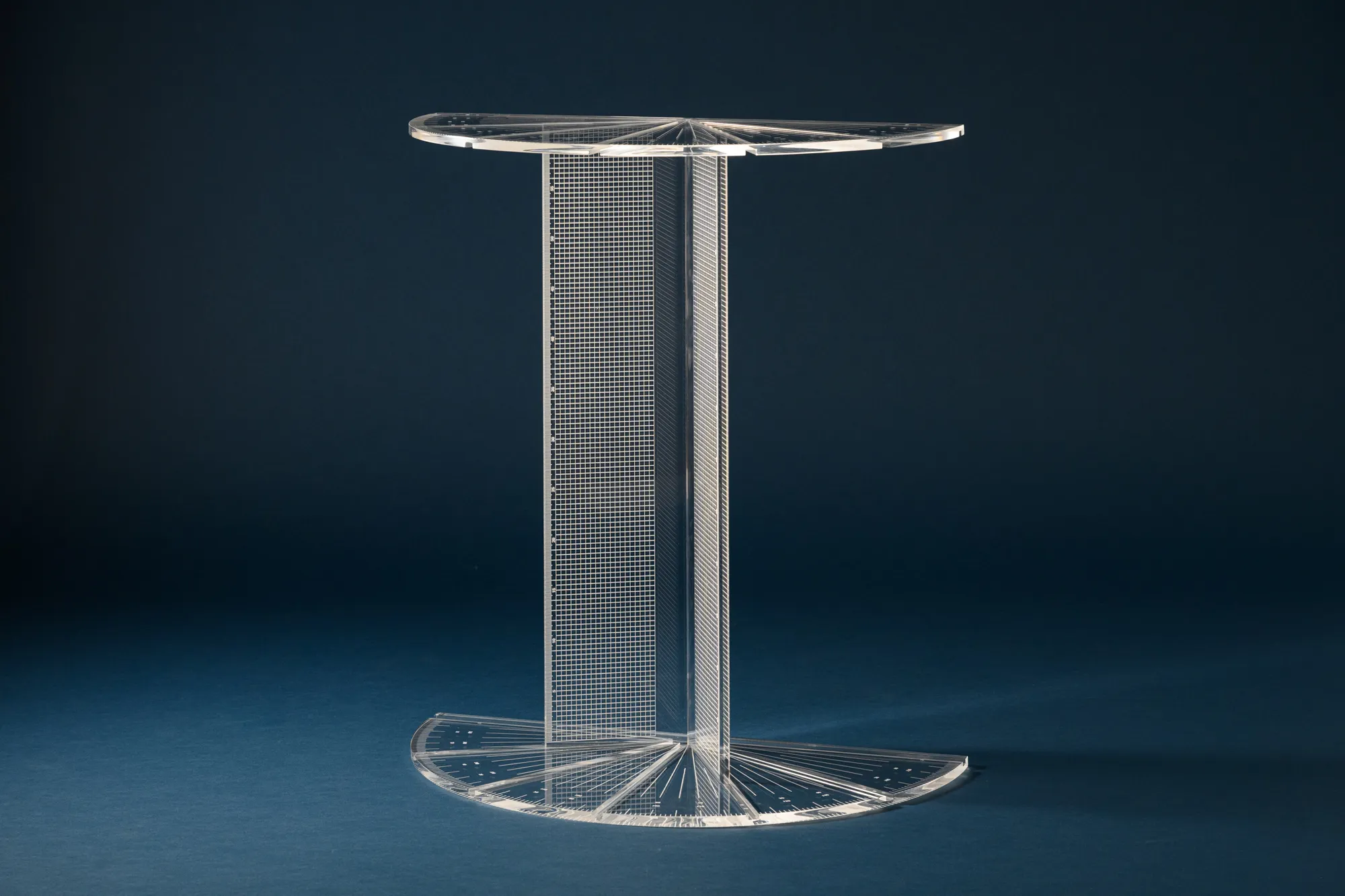 Angle A transparent acrylic side table shaped like a protractor, triangle ruler and long ruler by Iyo Hasegawa