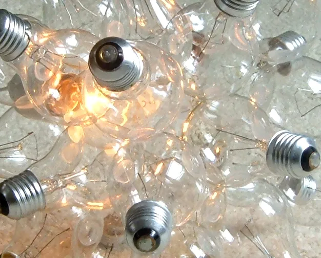 "Spare" Table Lamp in Ultraclear Glass and Metal — 4