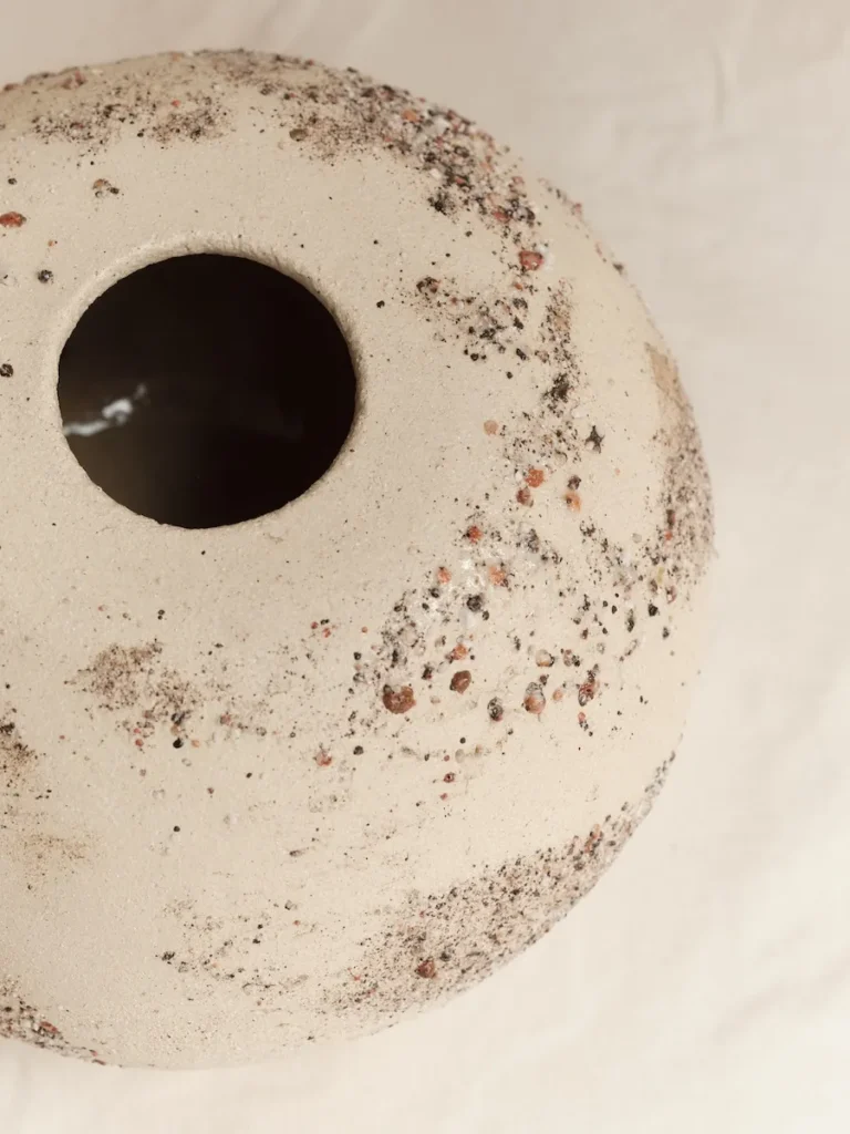 Globe Vessel 01 — 4